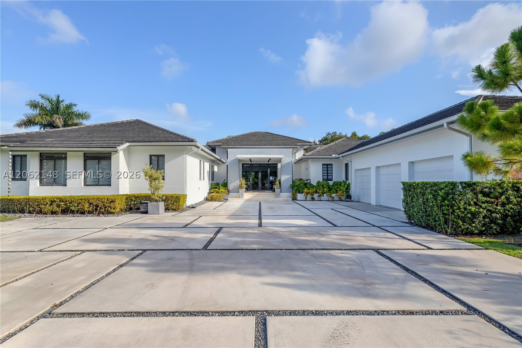 7830 SW 117th St, Pinecrest FL 33156