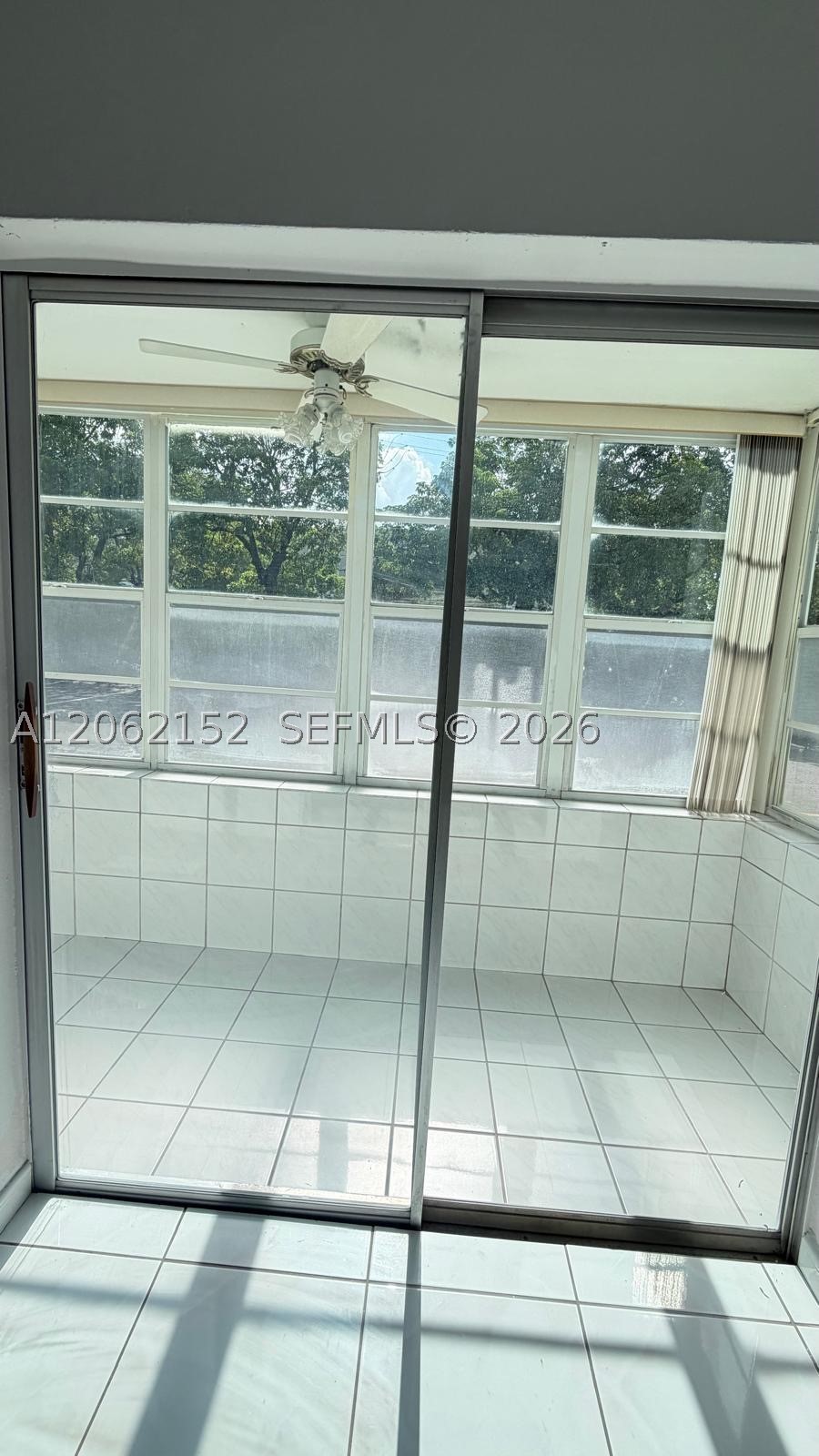 120 Royal Palm Rd #111, Hialeah Gardens FL 33016