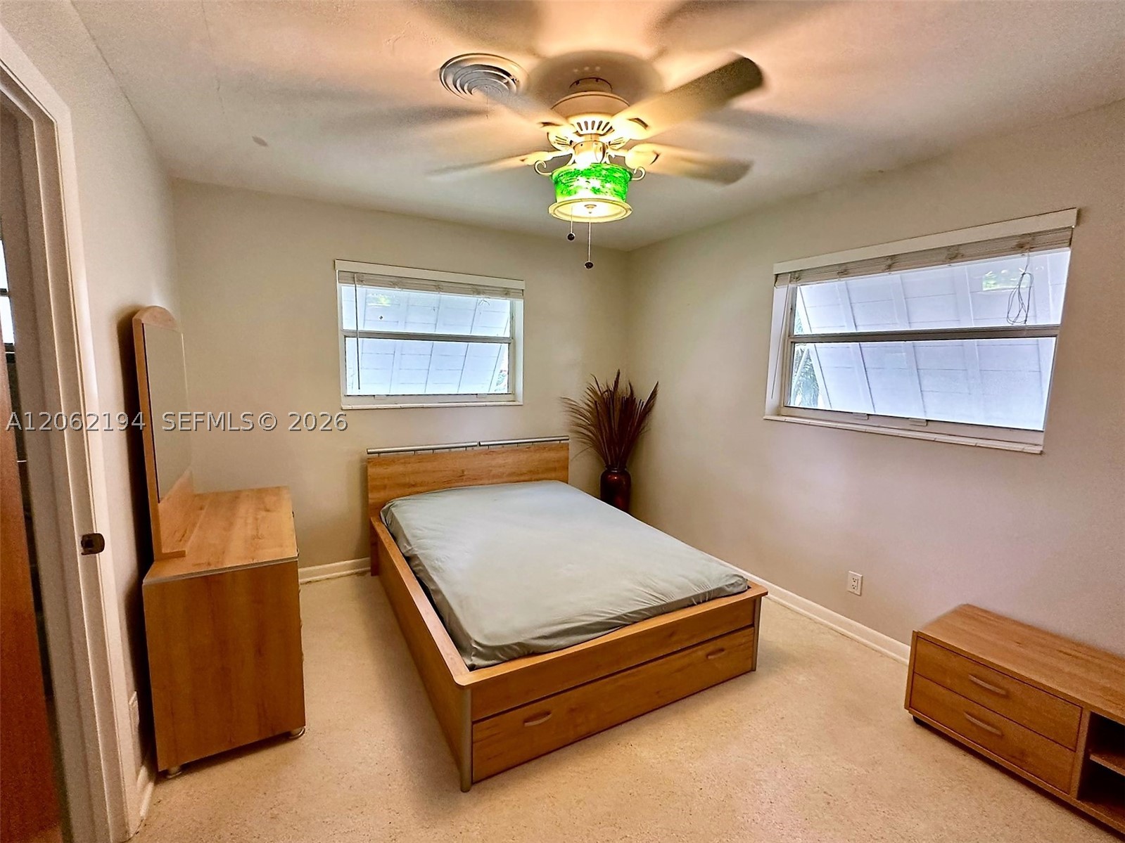 810 NW 8th Ave, Dania Beach FL 33004