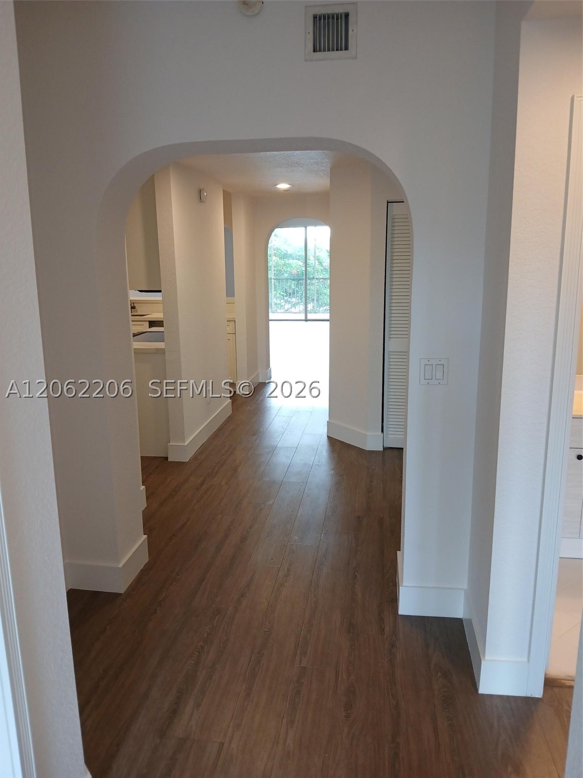 10770 NW 66th St #412, Doral FL 33178