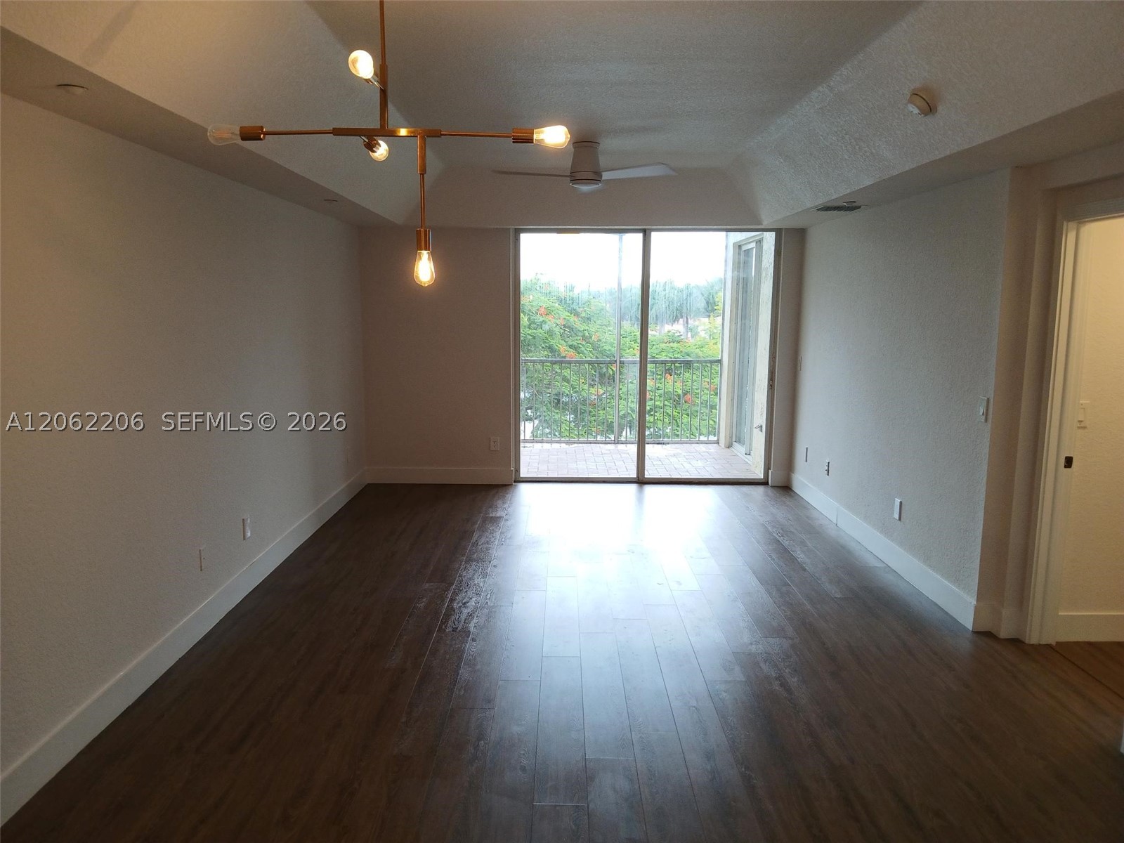 10770 NW 66th St #412, Doral FL 33178