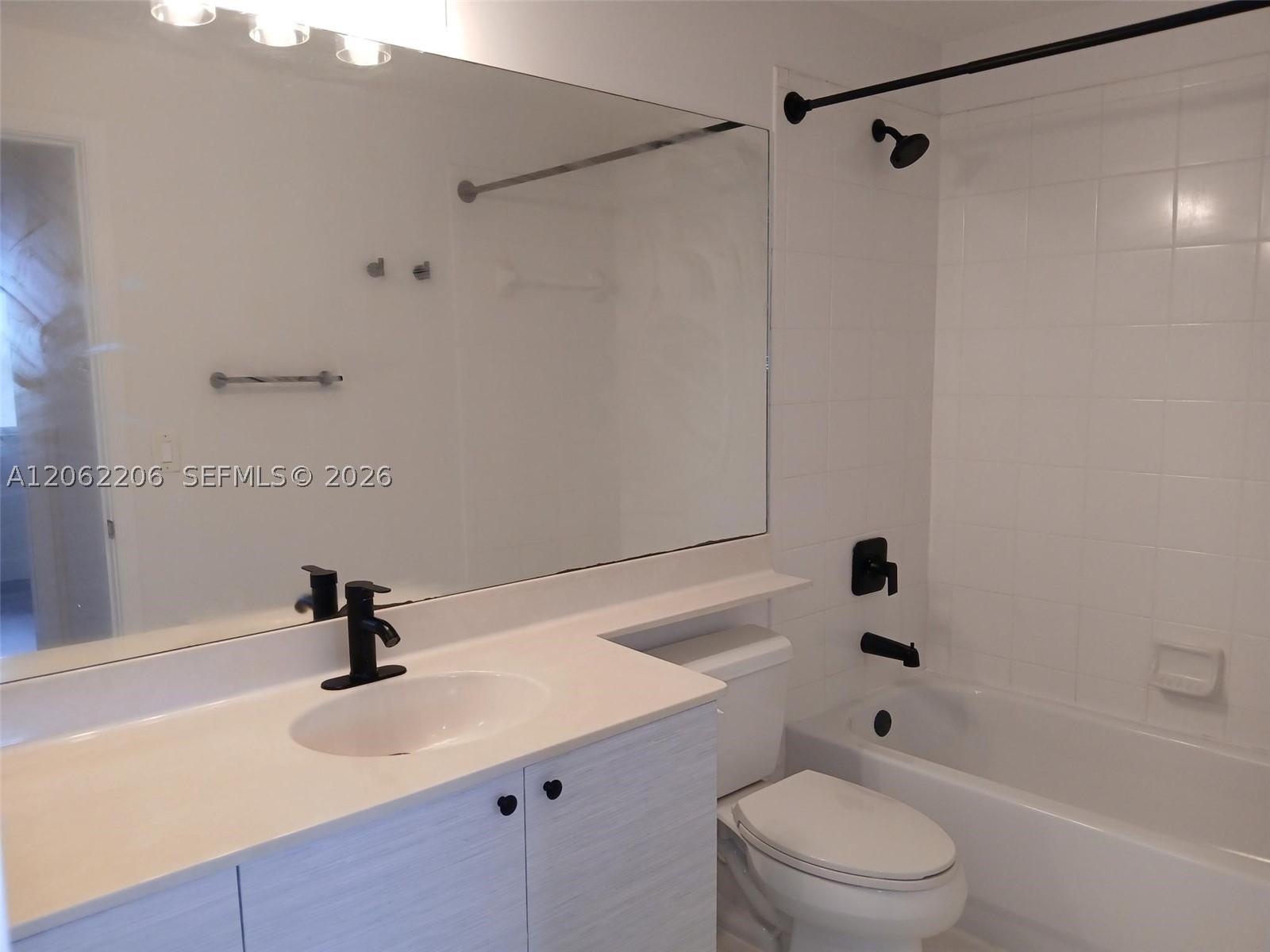 10770 NW 66th St #412, Doral FL 33178