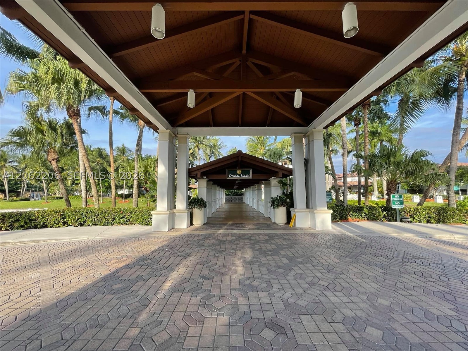 10770 NW 66th St #412, Doral FL 33178
