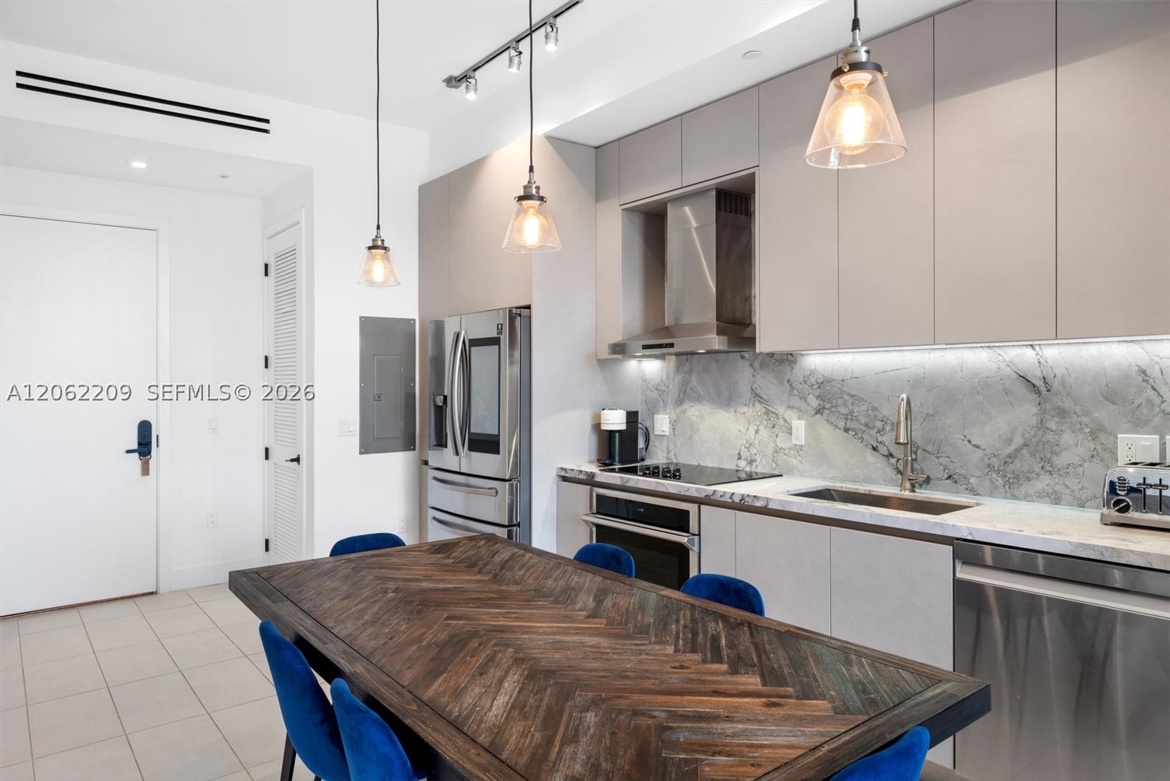 1030 15th St #300, Miami Beach FL 33139
