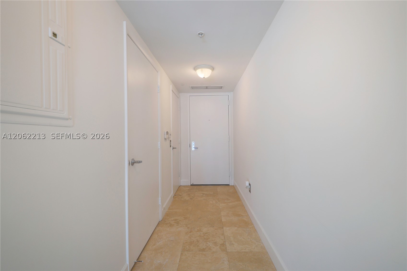 41 SE 5th St #906, Miami FL 33131