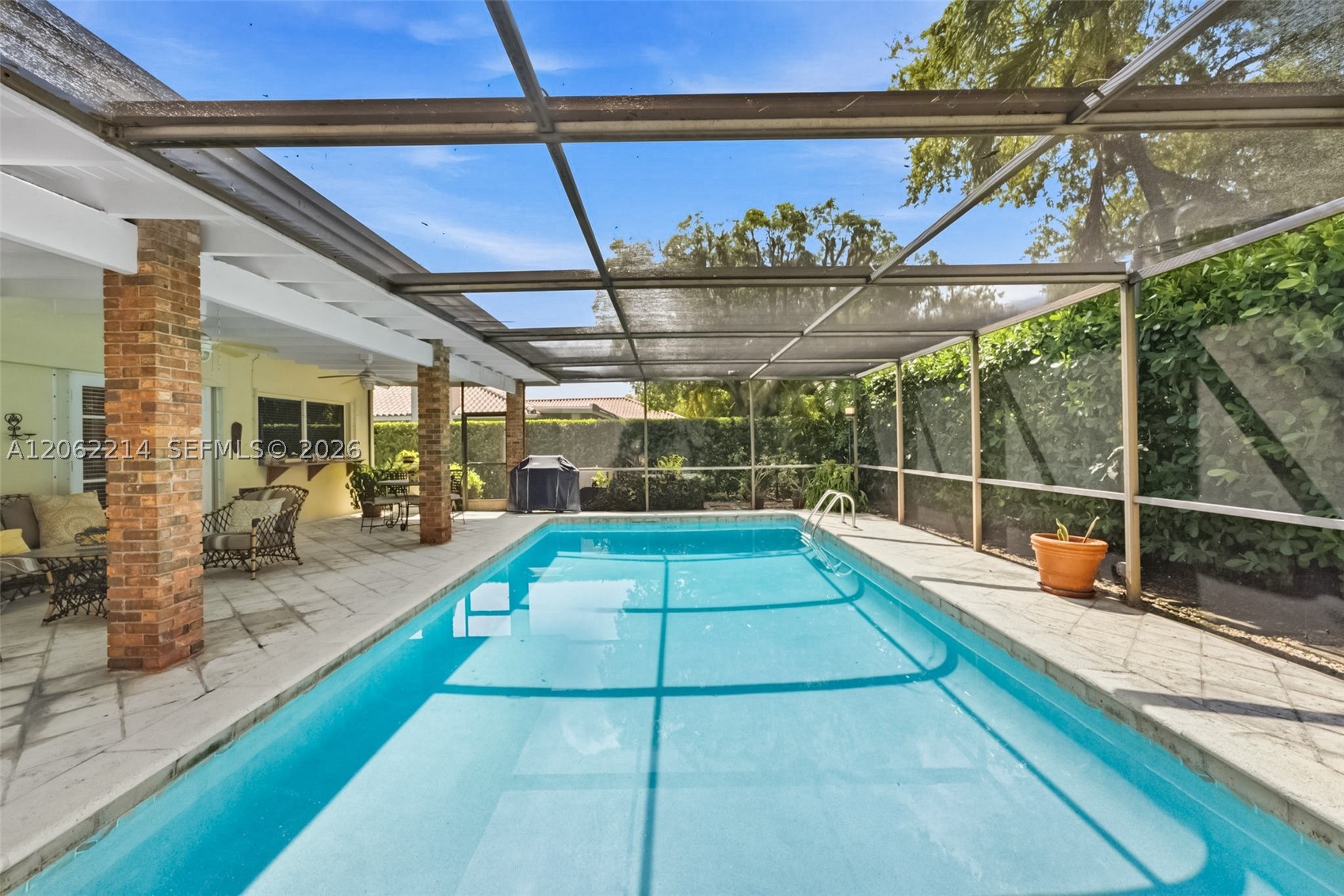 8530 SW 81st Ln, Miami FL 33143