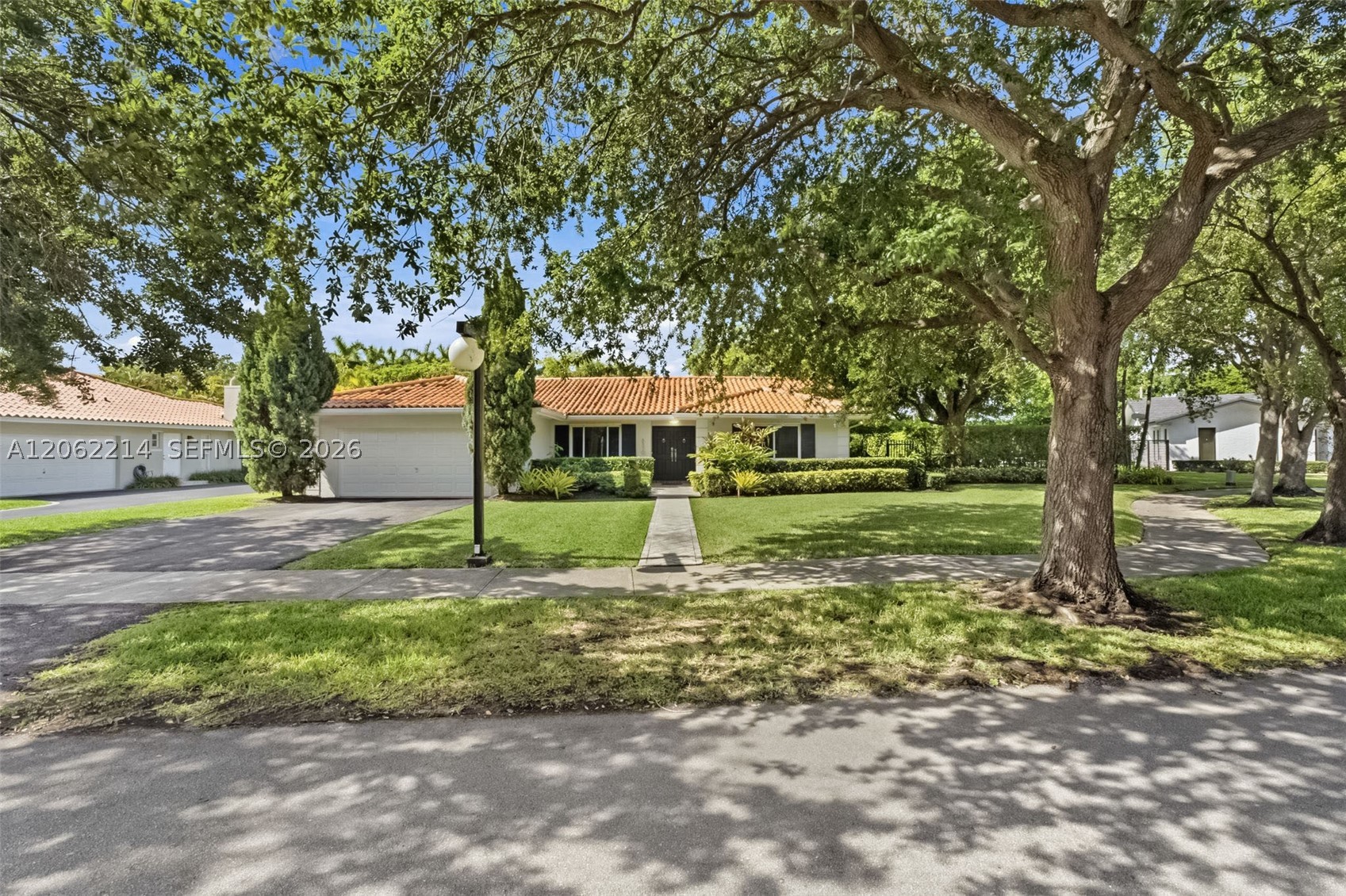 8530 SW 81st Ln, Miami FL 33143