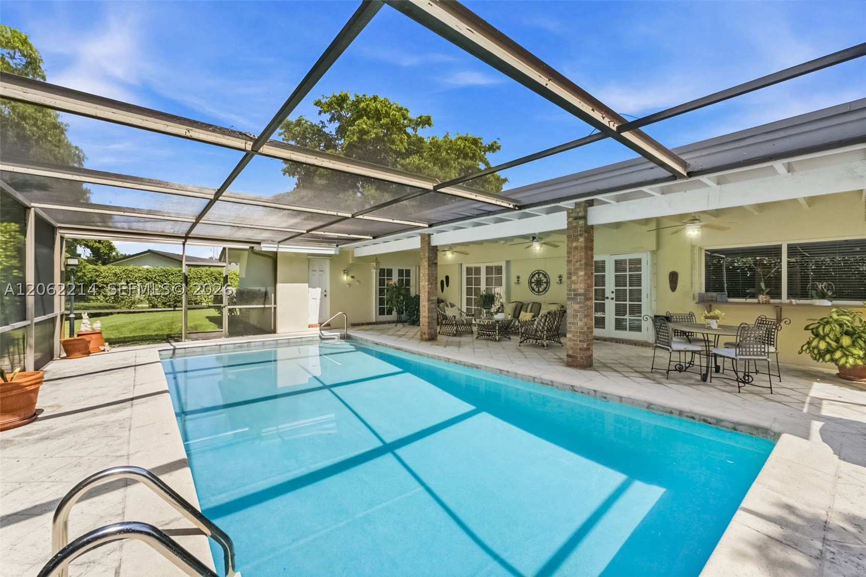 8530 SW 81st Ln, Miami FL 33143