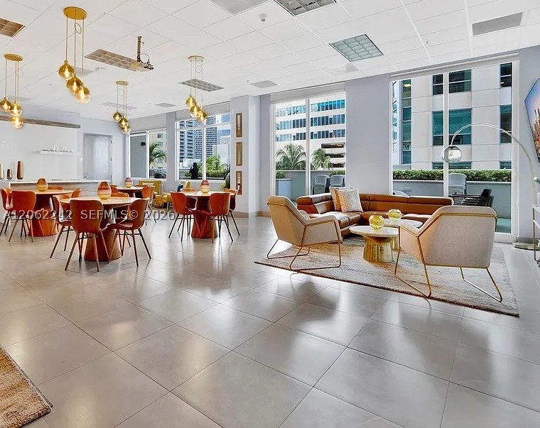 1200 Brickell Bay DR #3110, Miami FL 33131