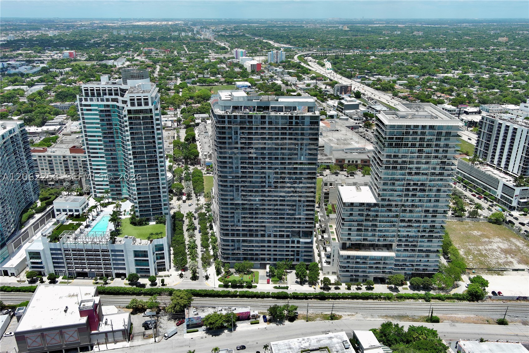 121 NE 34th St #2807, Miami FL 33137