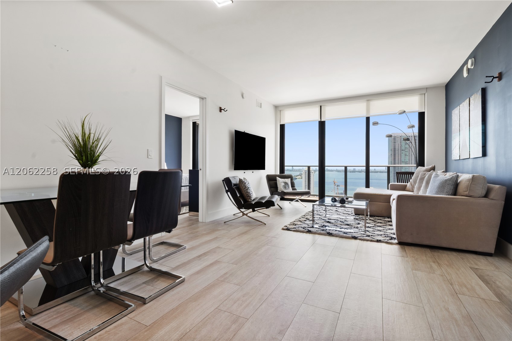 121 NE 34th St #2807, Miami FL 33137