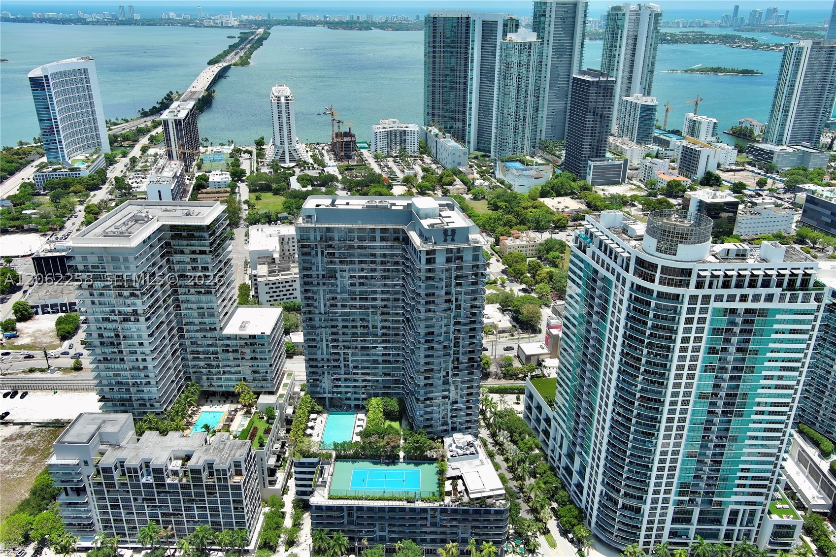 121 NE 34th St #2807, Miami FL 33137