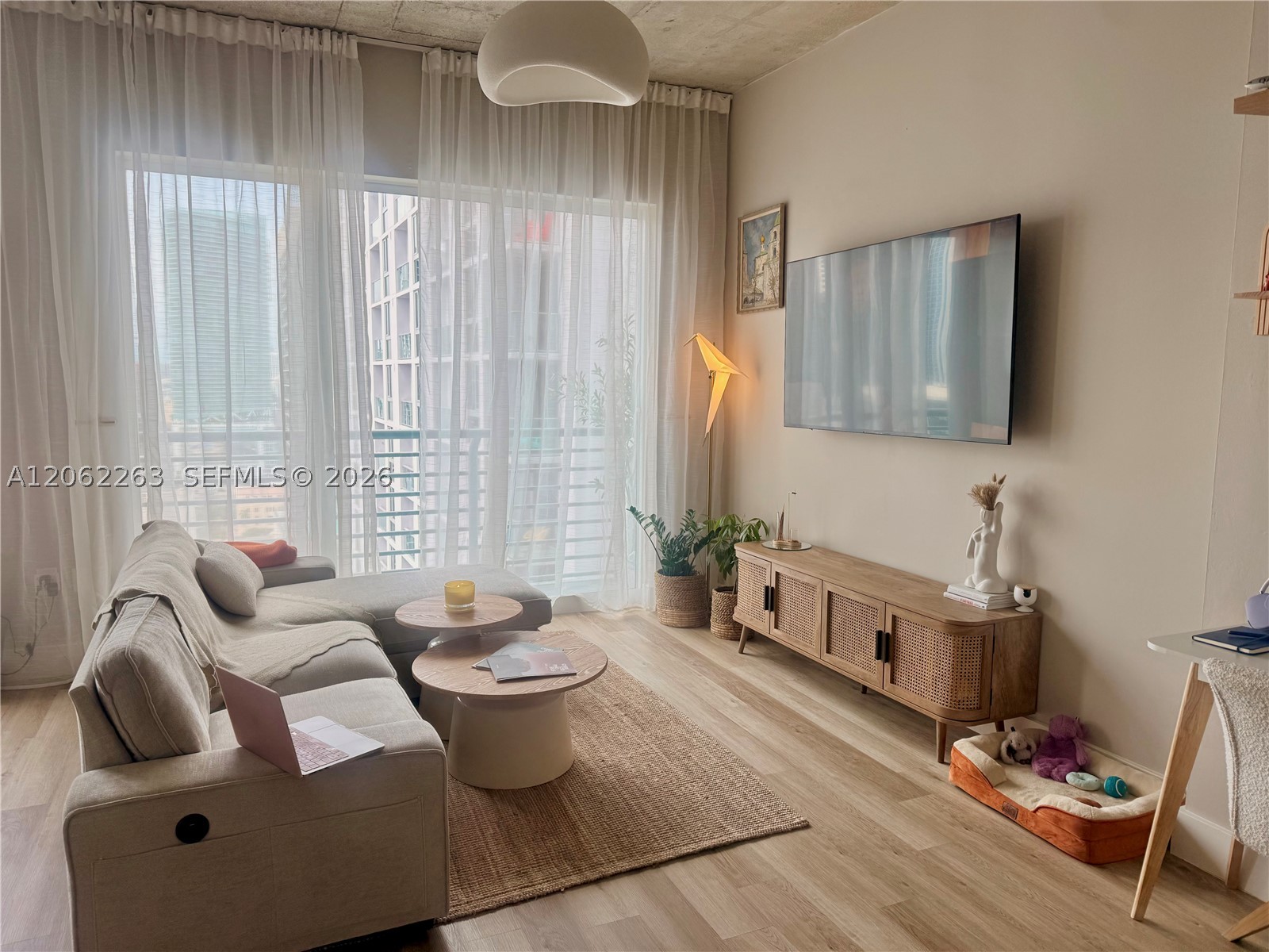 133 NE 2nd Ave #2405, Miami FL 33132