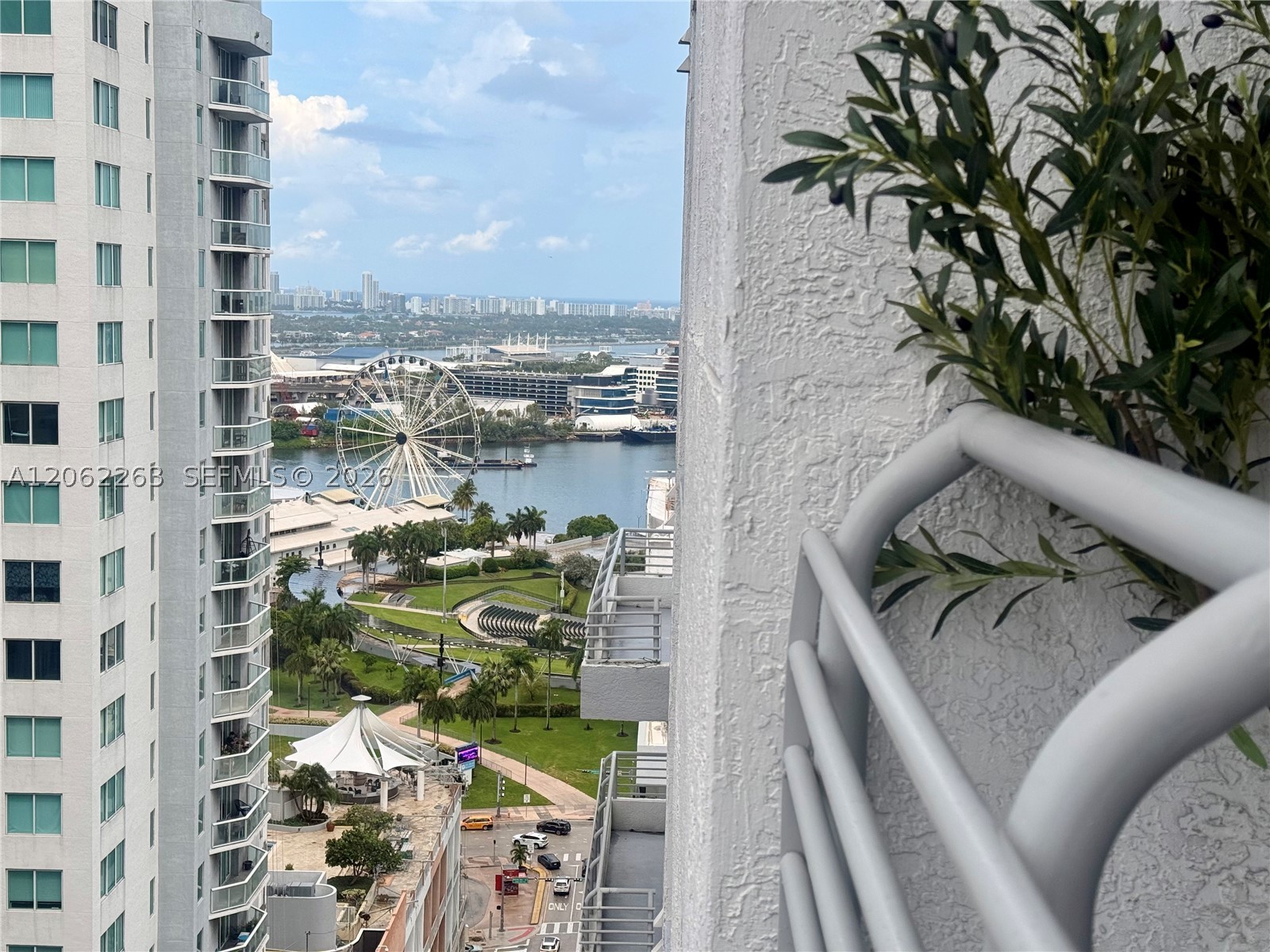 133 NE 2nd Ave #2405, Miami FL 33132
