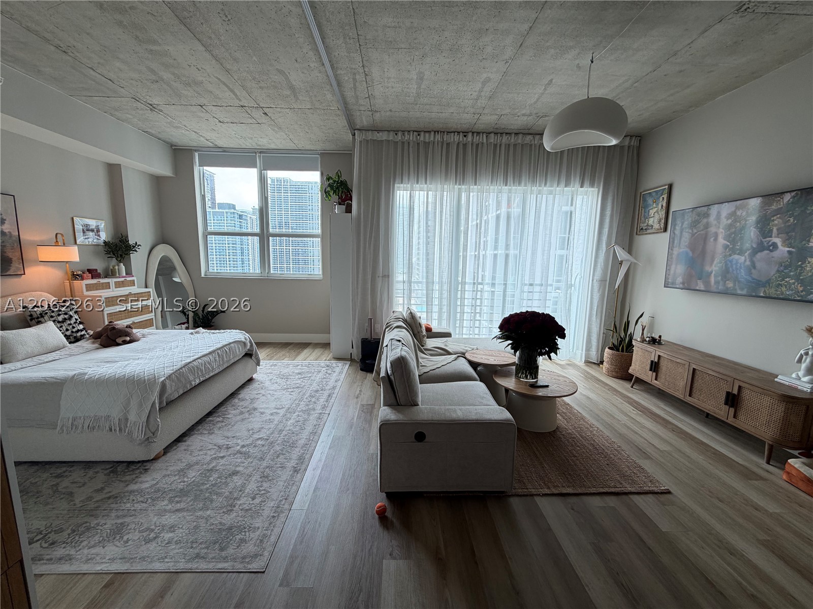 133 NE 2nd Ave #2405, Miami FL 33132