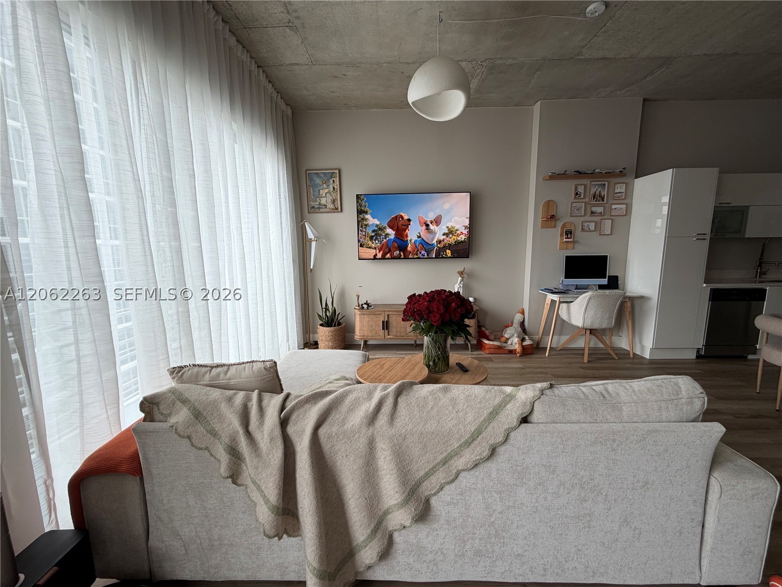 133 NE 2nd Ave #2405, Miami FL 33132