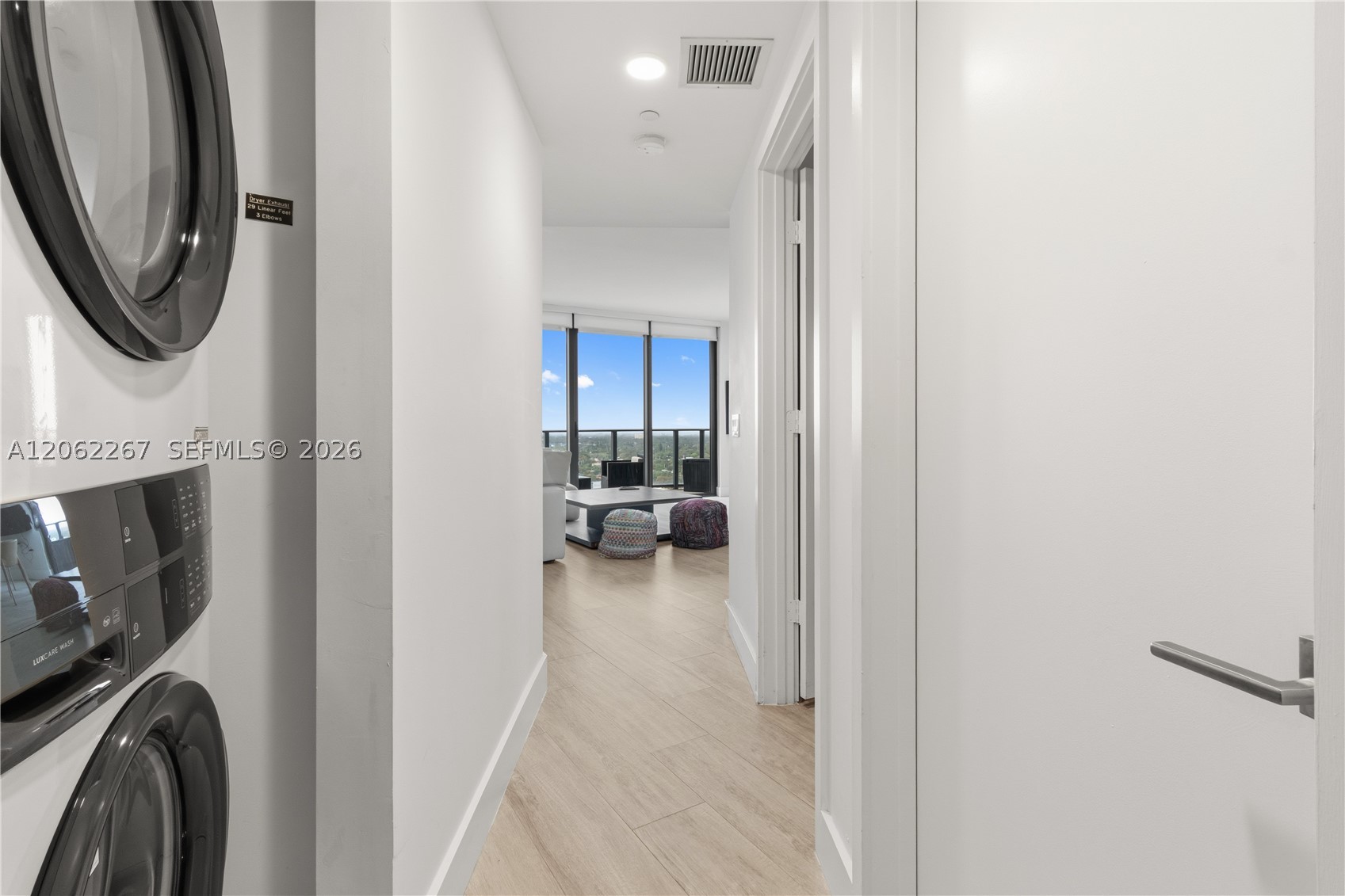 121 NE 34th St #2109, Miami FL 33137