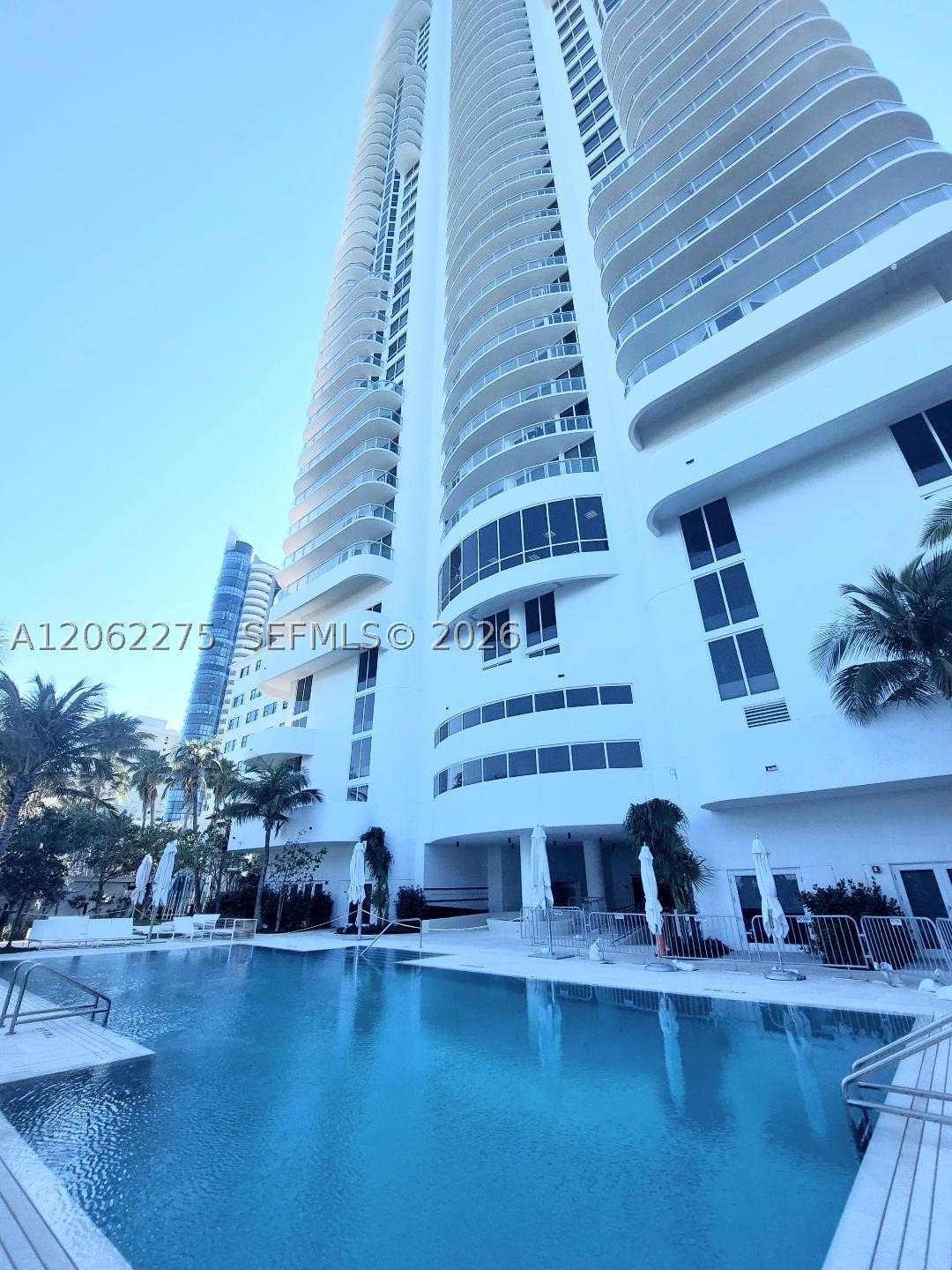 6365 Collins Ave #905, Miami Beach FL 33141