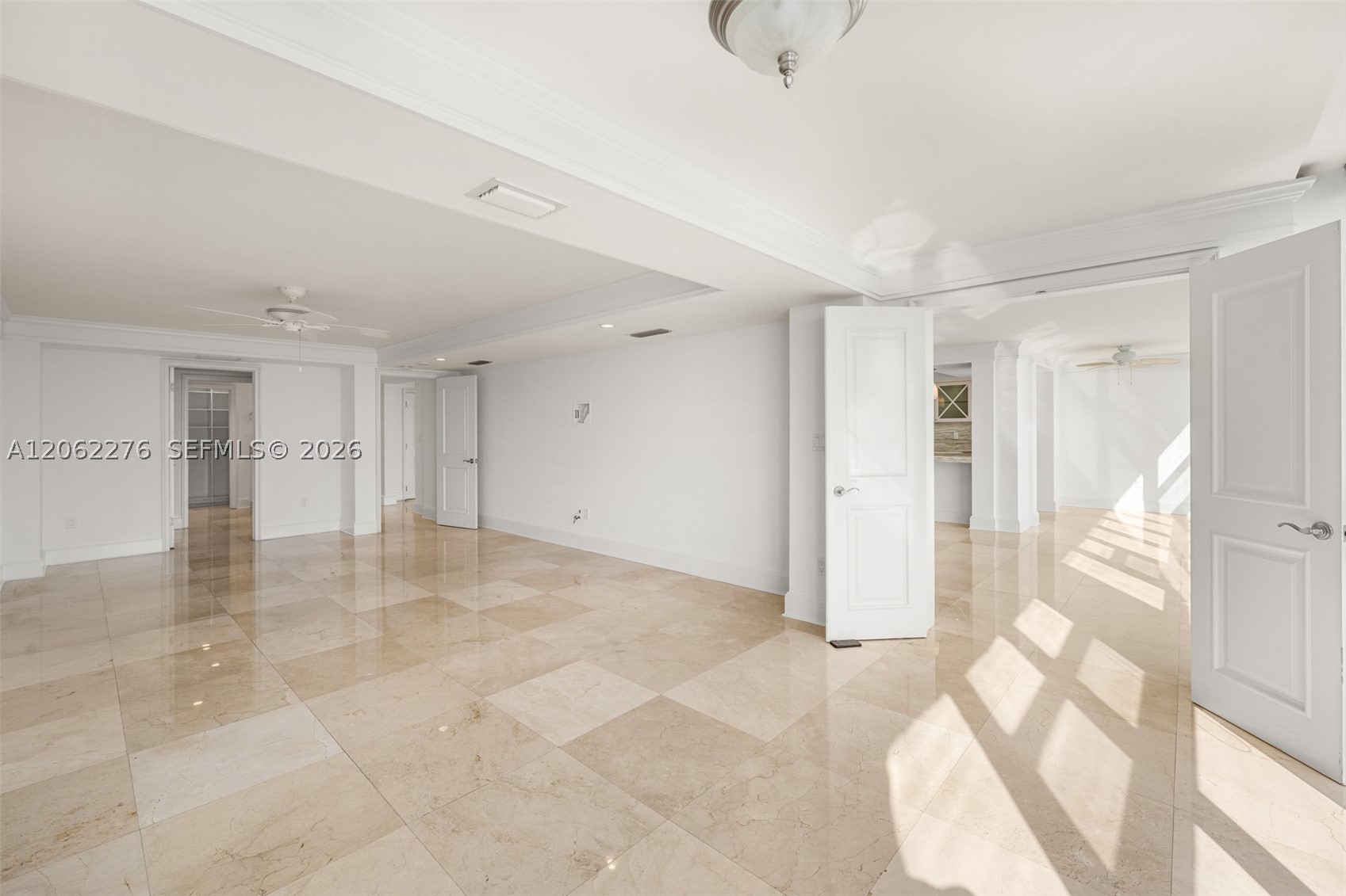 600 Grapetree Dr #11DN, Key Biscayne FL 33149