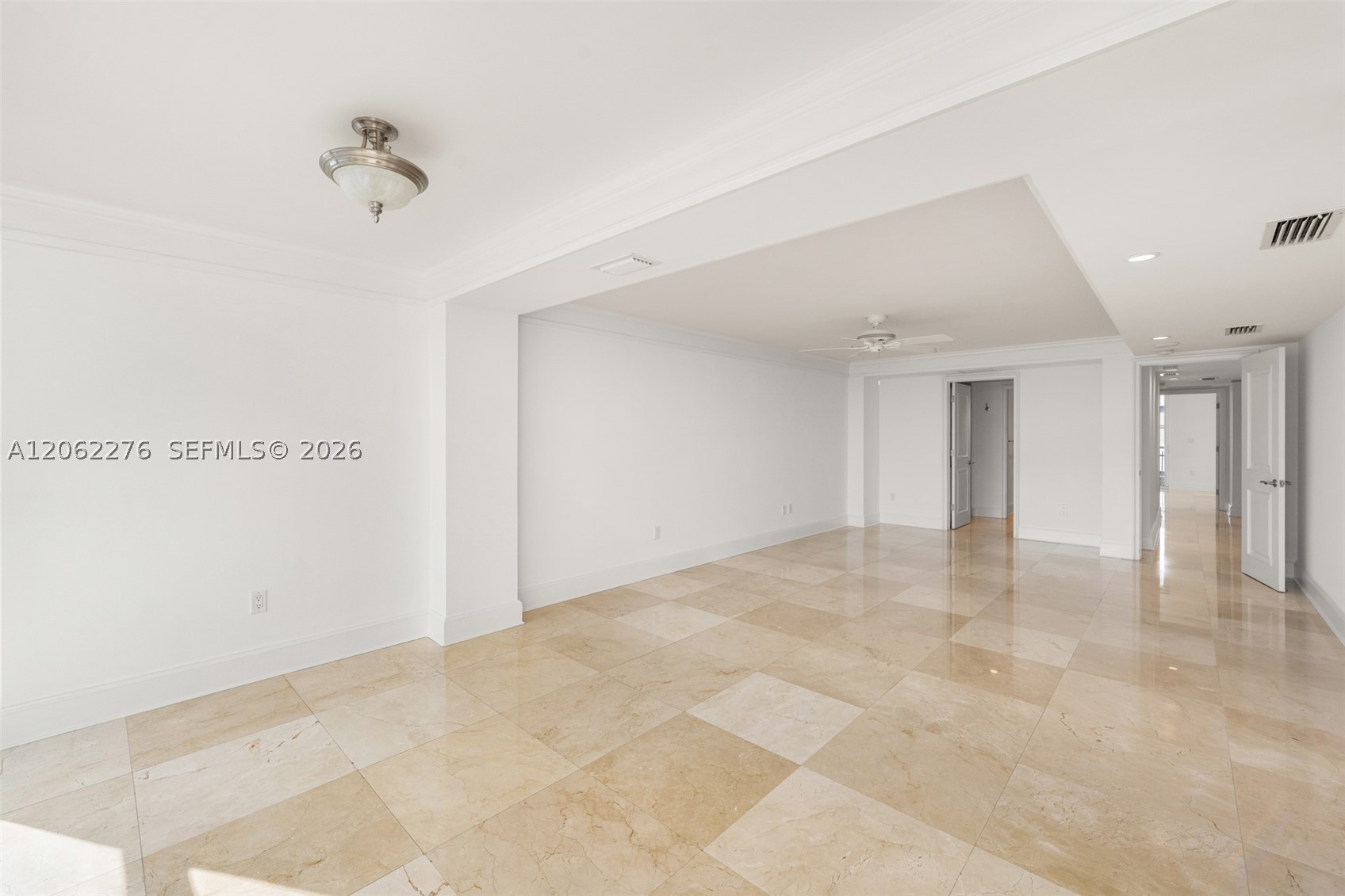600 Grapetree Dr #11DN, Key Biscayne FL 33149