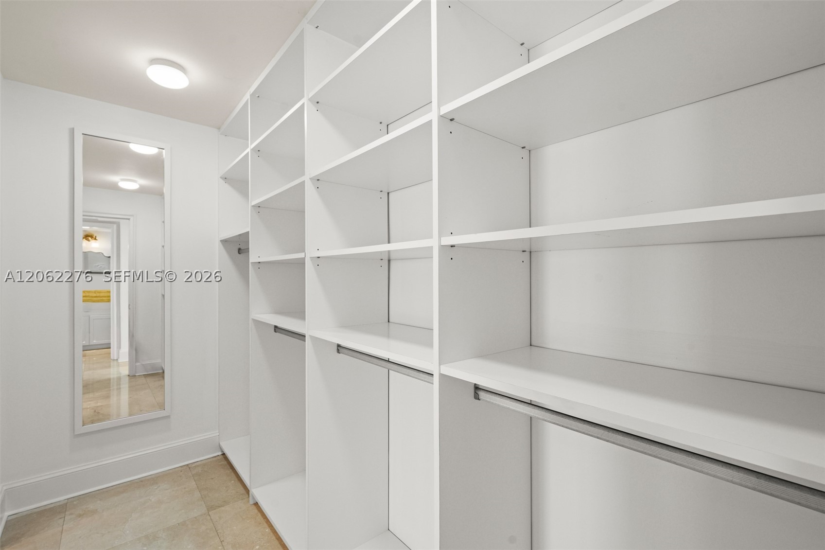 600 Grapetree Dr #11DN, Key Biscayne FL 33149