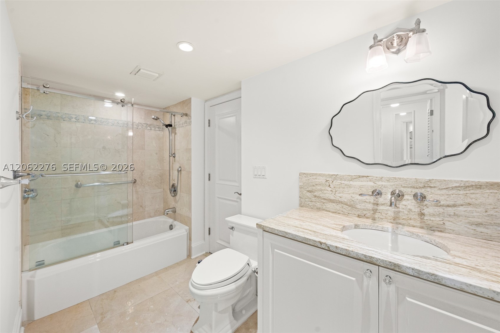 600 Grapetree Dr #11DN, Key Biscayne FL 33149
