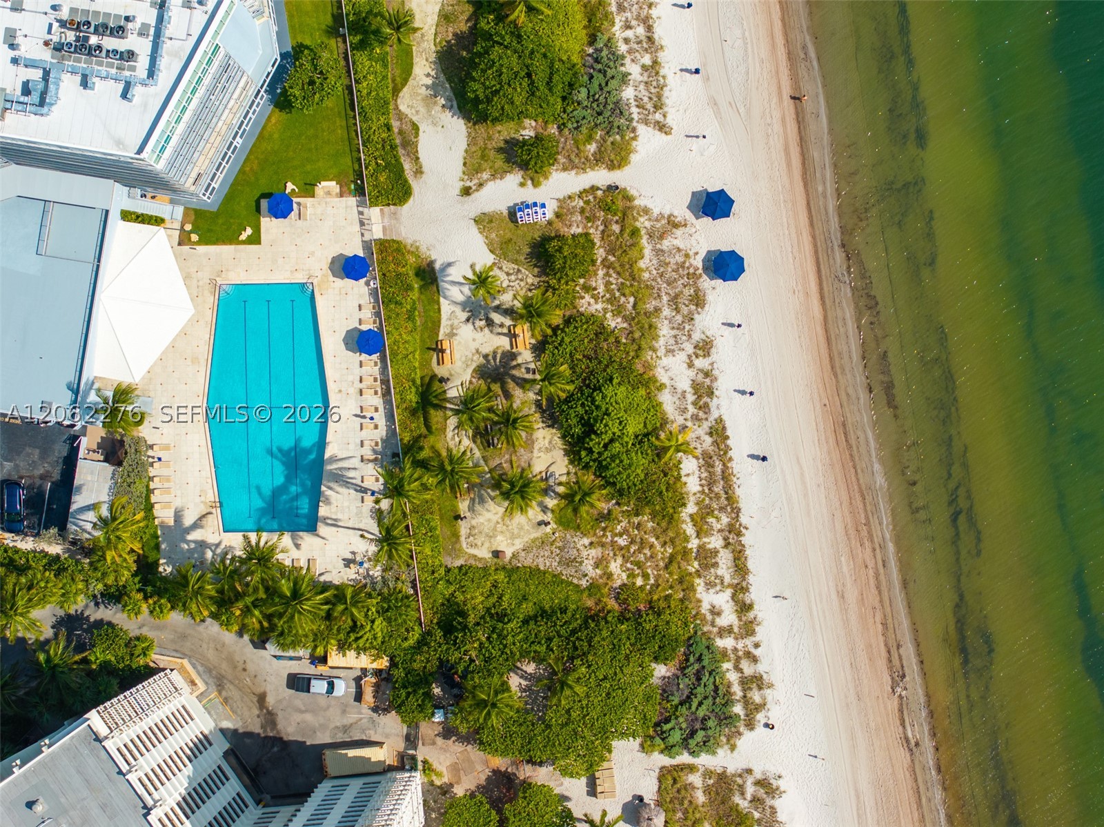 600 Grapetree Dr #11DN, Key Biscayne FL 33149