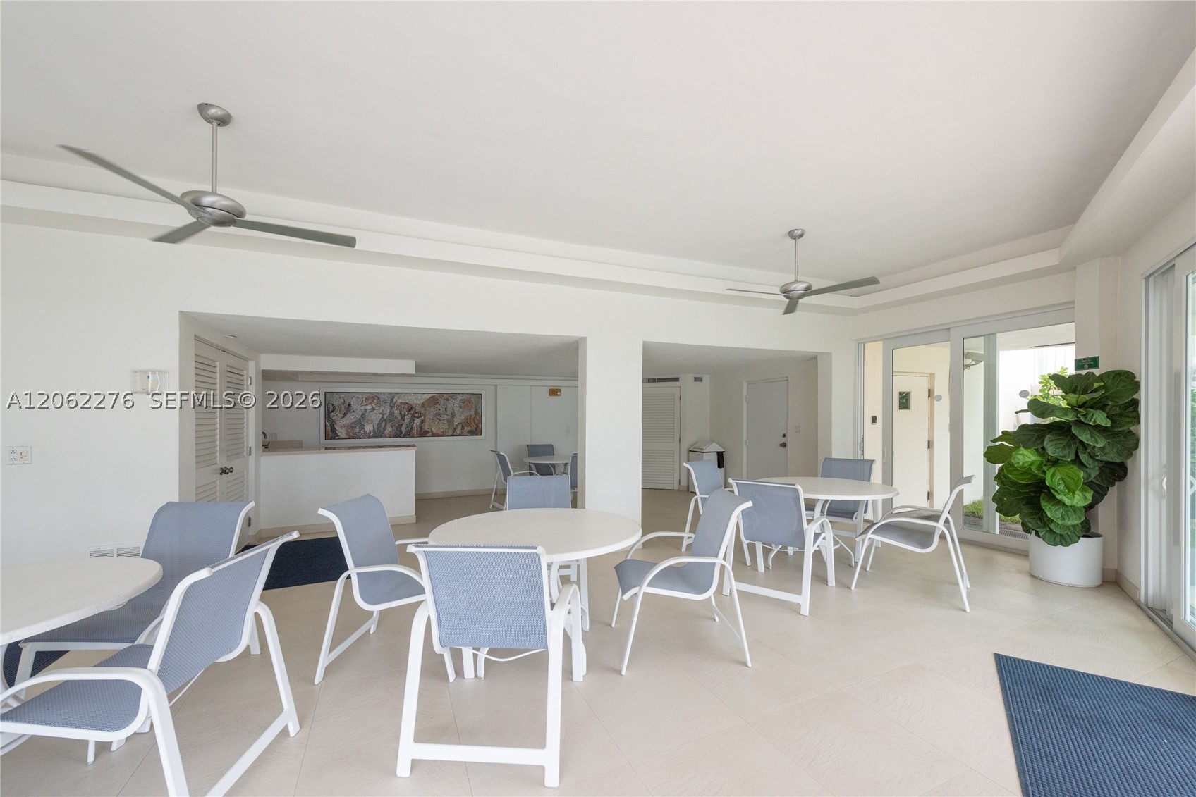 600 Grapetree Dr #11DN, Key Biscayne FL 33149