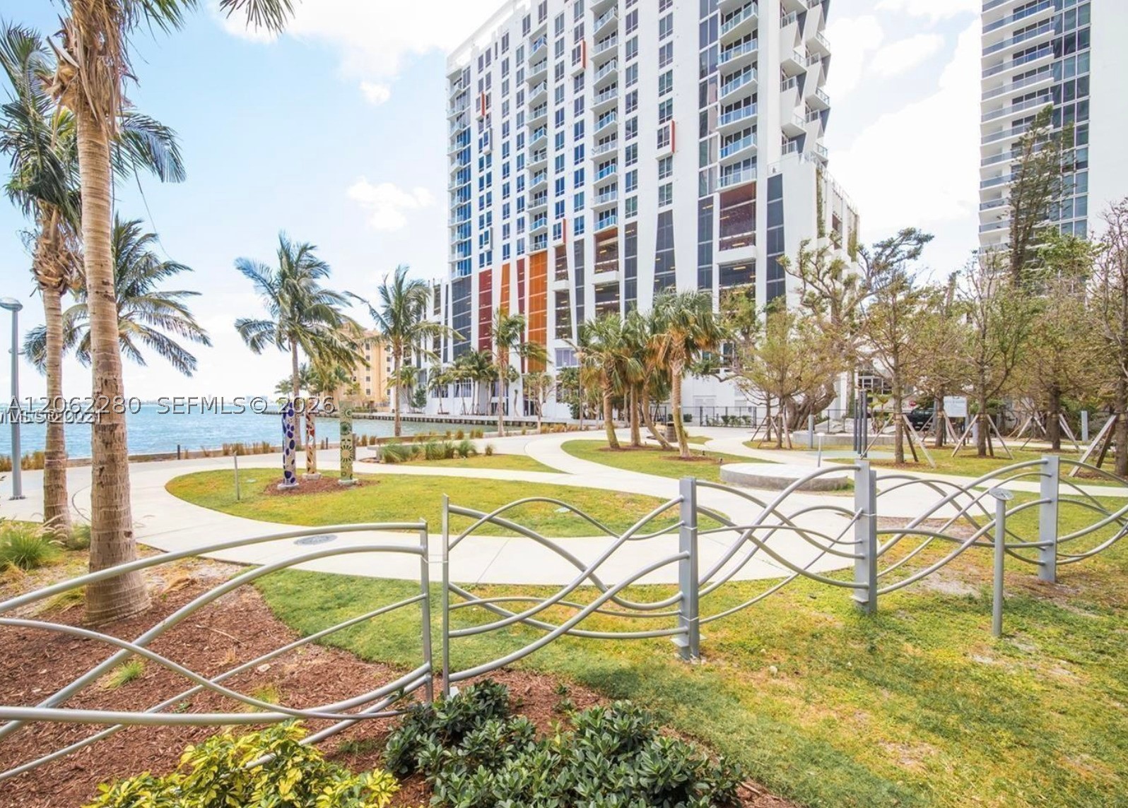 460 NE 28th St #906, Miami FL 33137