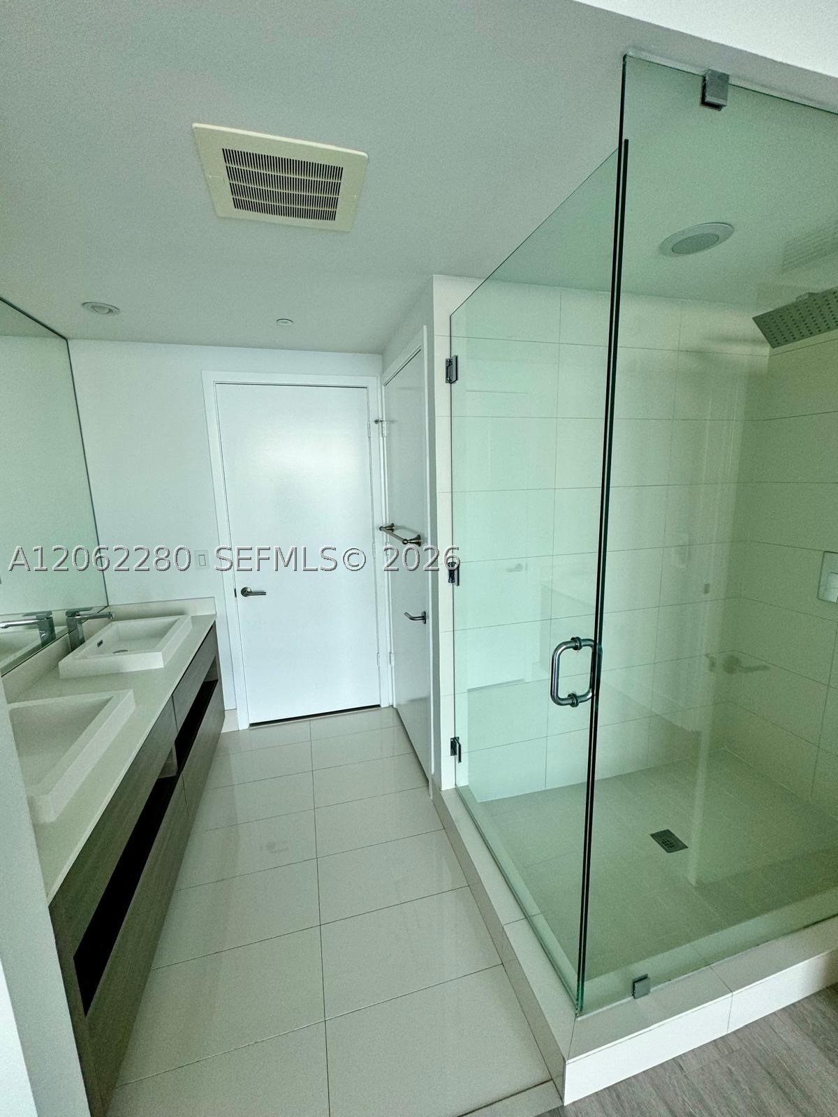 460 NE 28th St #906, Miami FL 33137