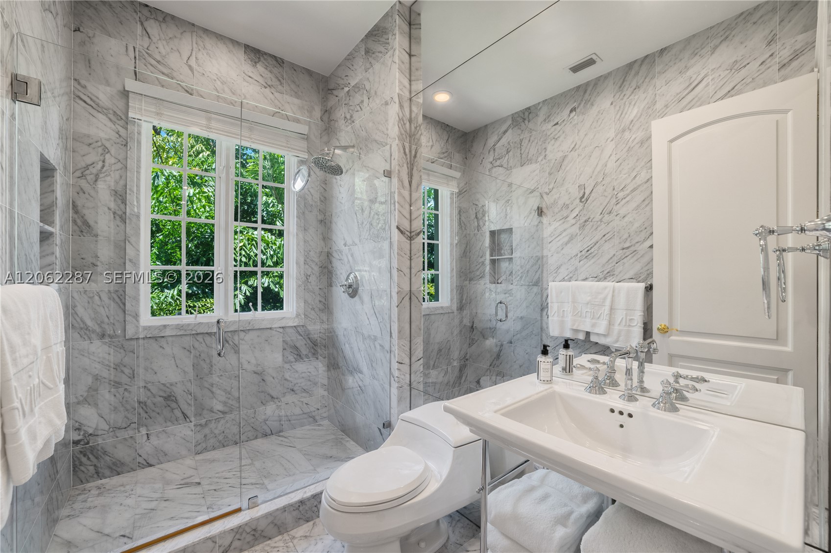 3460 S Moorings Way, Miami FL 33133