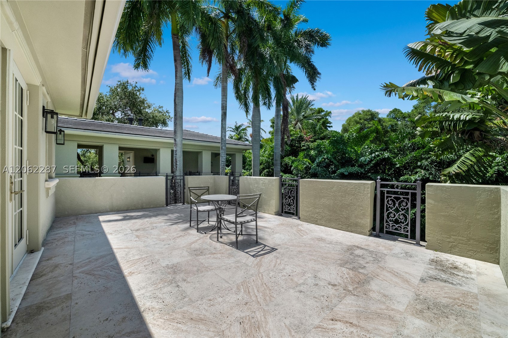 3460 S Moorings Way, Miami FL 33133
