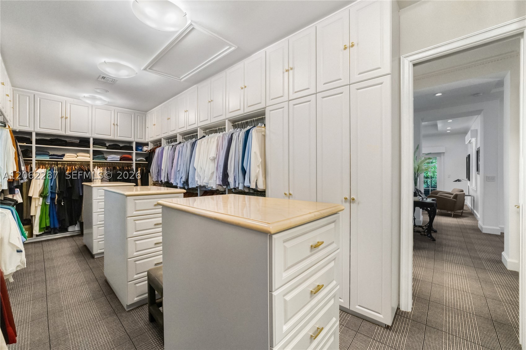 3460 S Moorings Way, Miami FL 33133