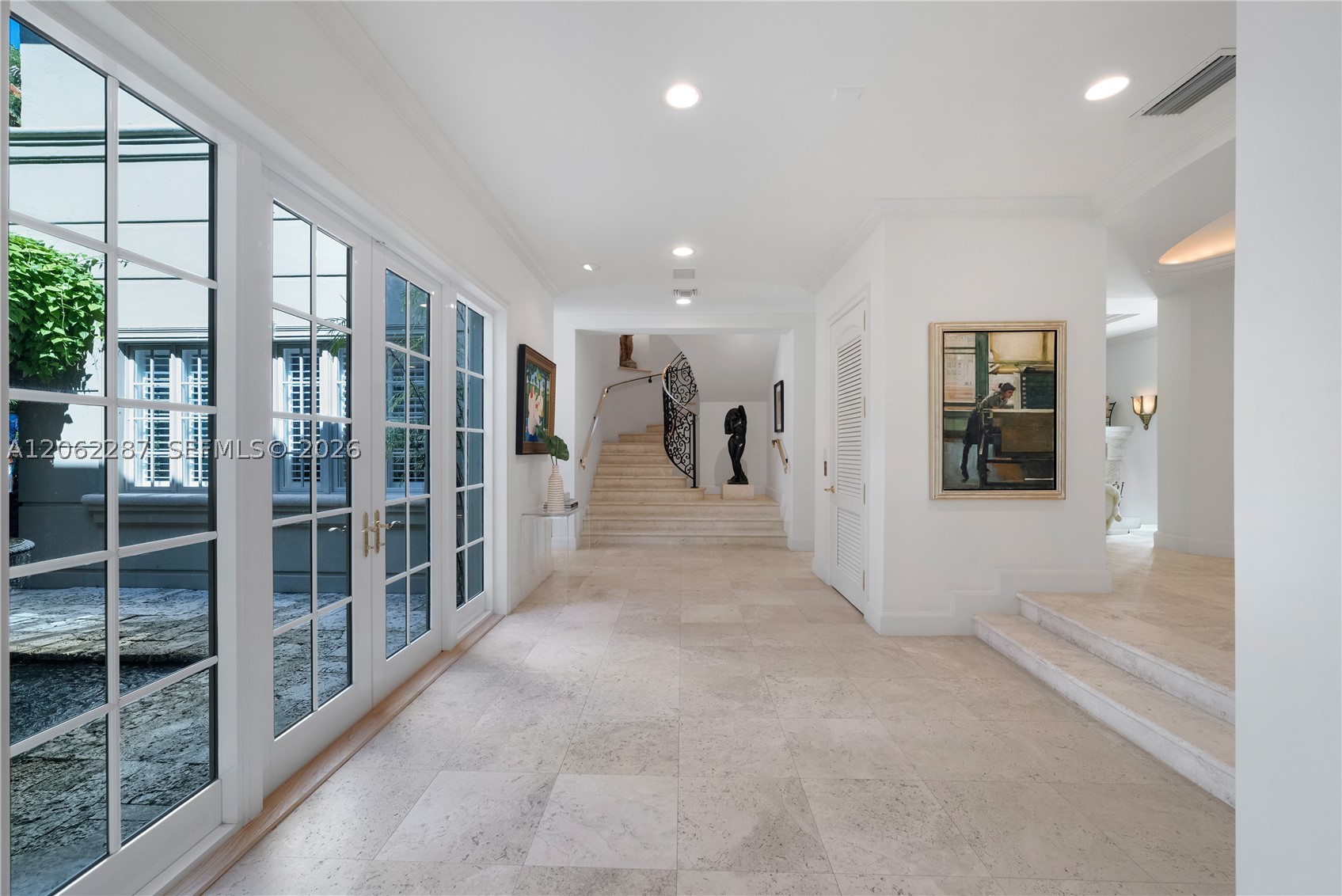 3460 S Moorings Way, Miami FL 33133