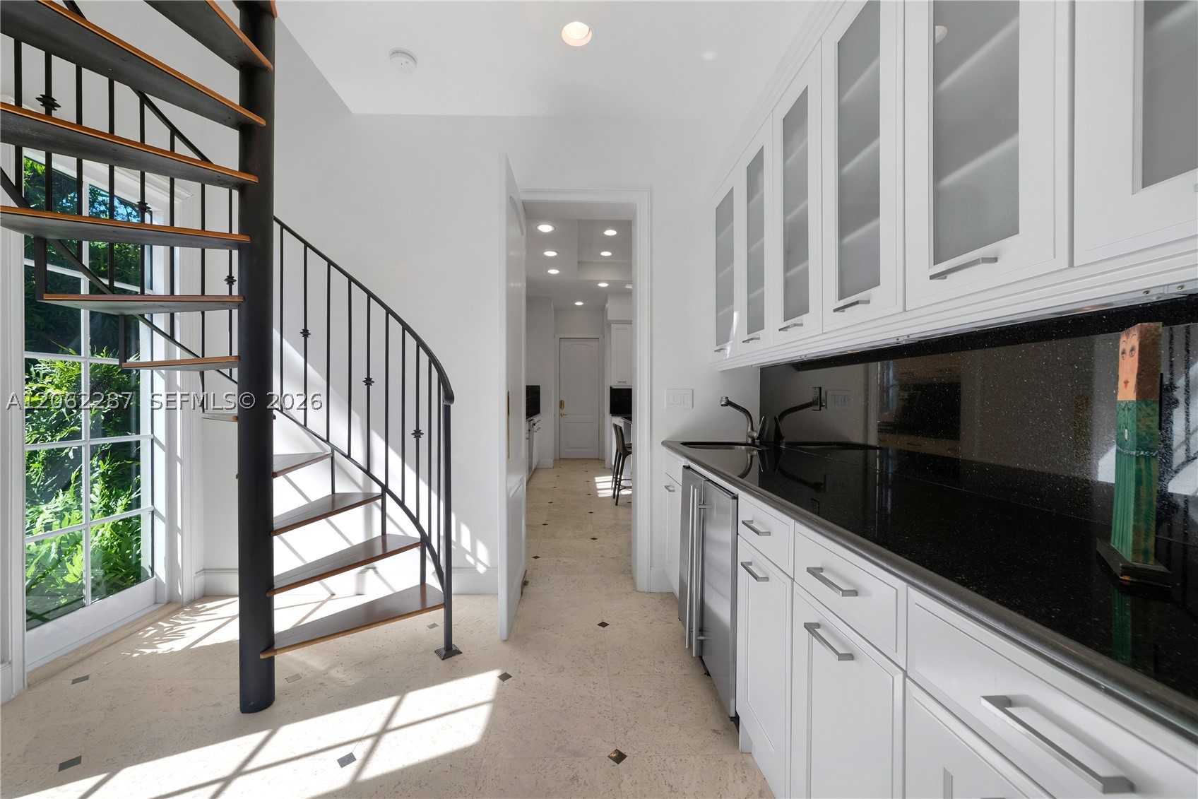 3460 S Moorings Way, Miami FL 33133