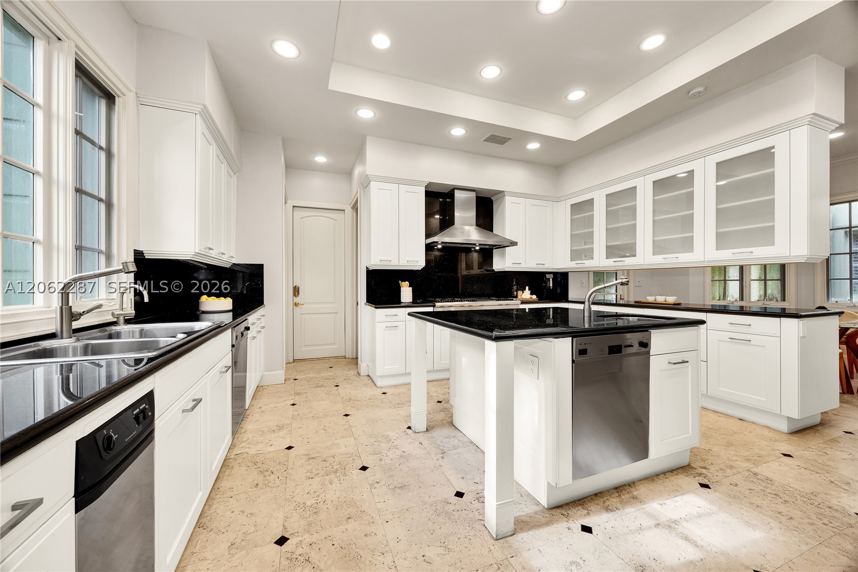 3460 S Moorings Way, Miami FL 33133