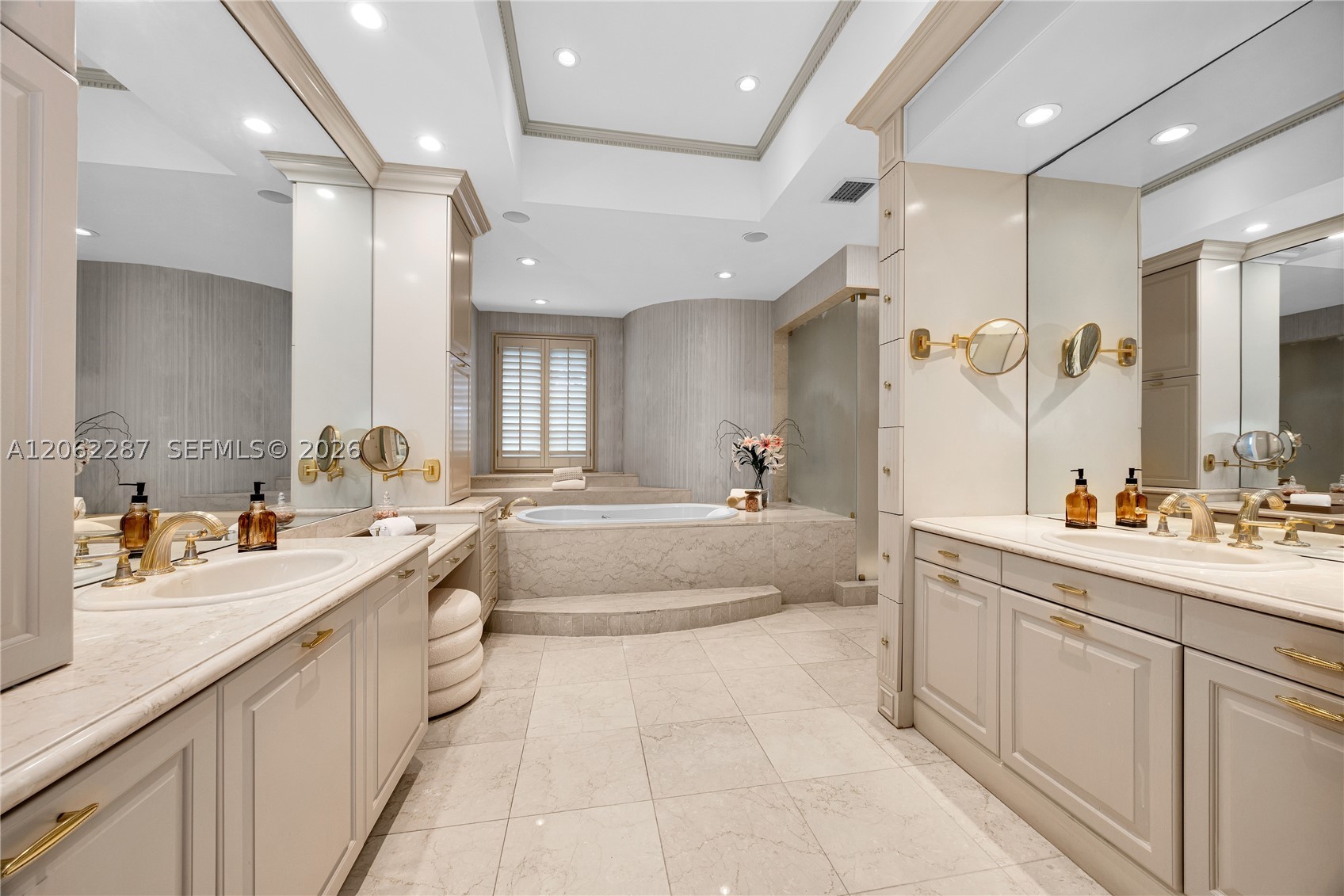 3460 S Moorings Way, Miami FL 33133
