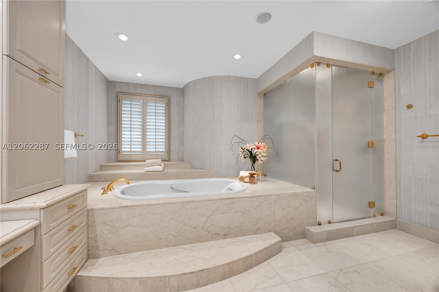 3460 S Moorings Way, Miami FL 33133
