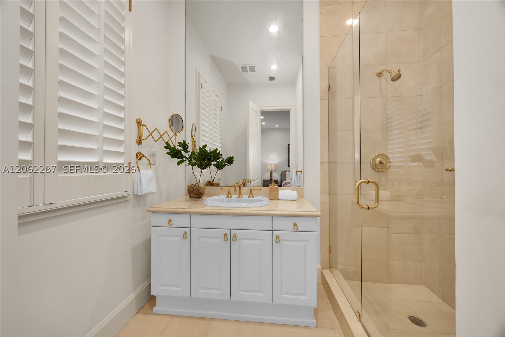 3460 S Moorings Way, Miami FL 33133