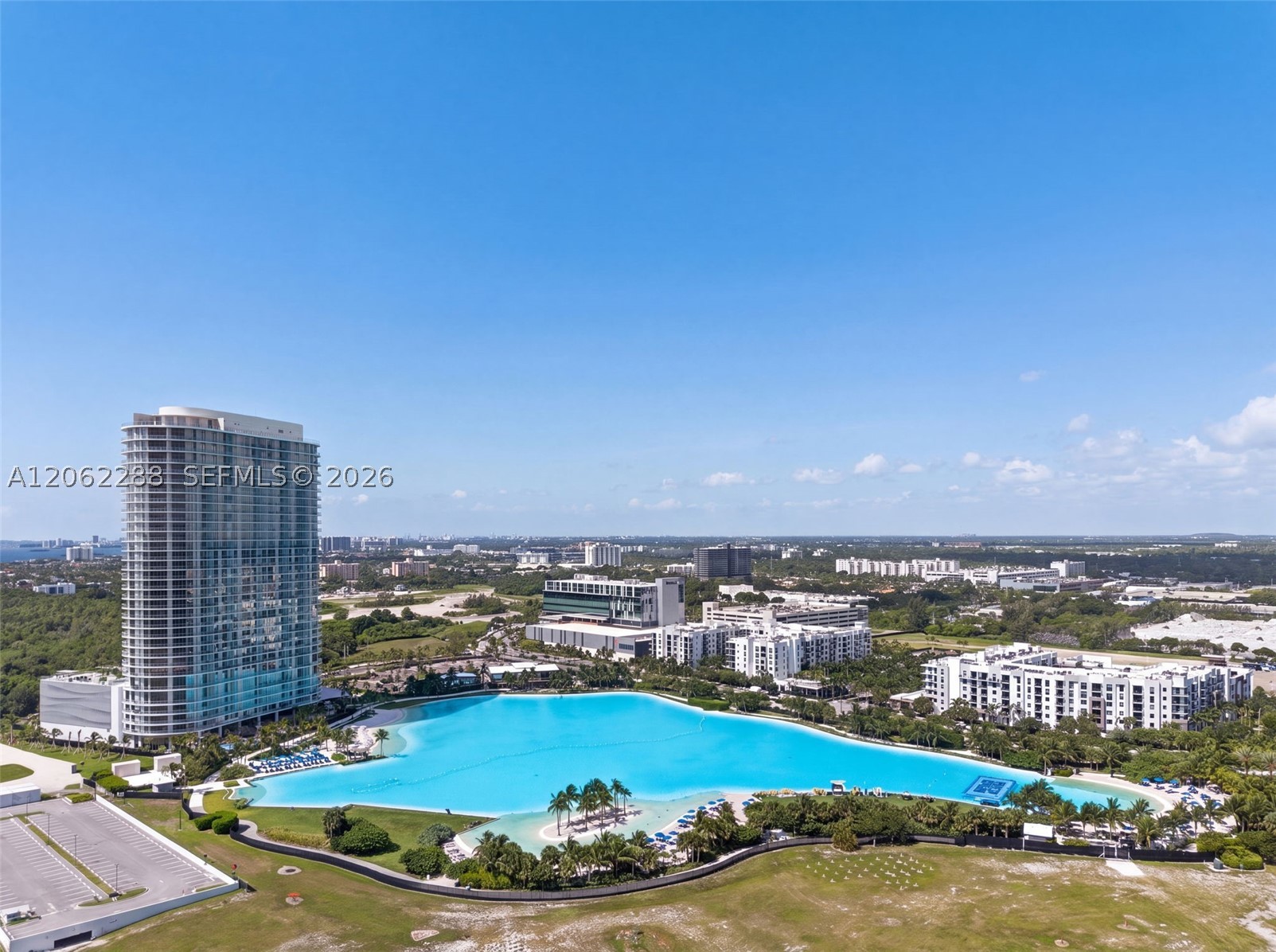 2411 Laguna Circle #2011, North Miami FL 33181