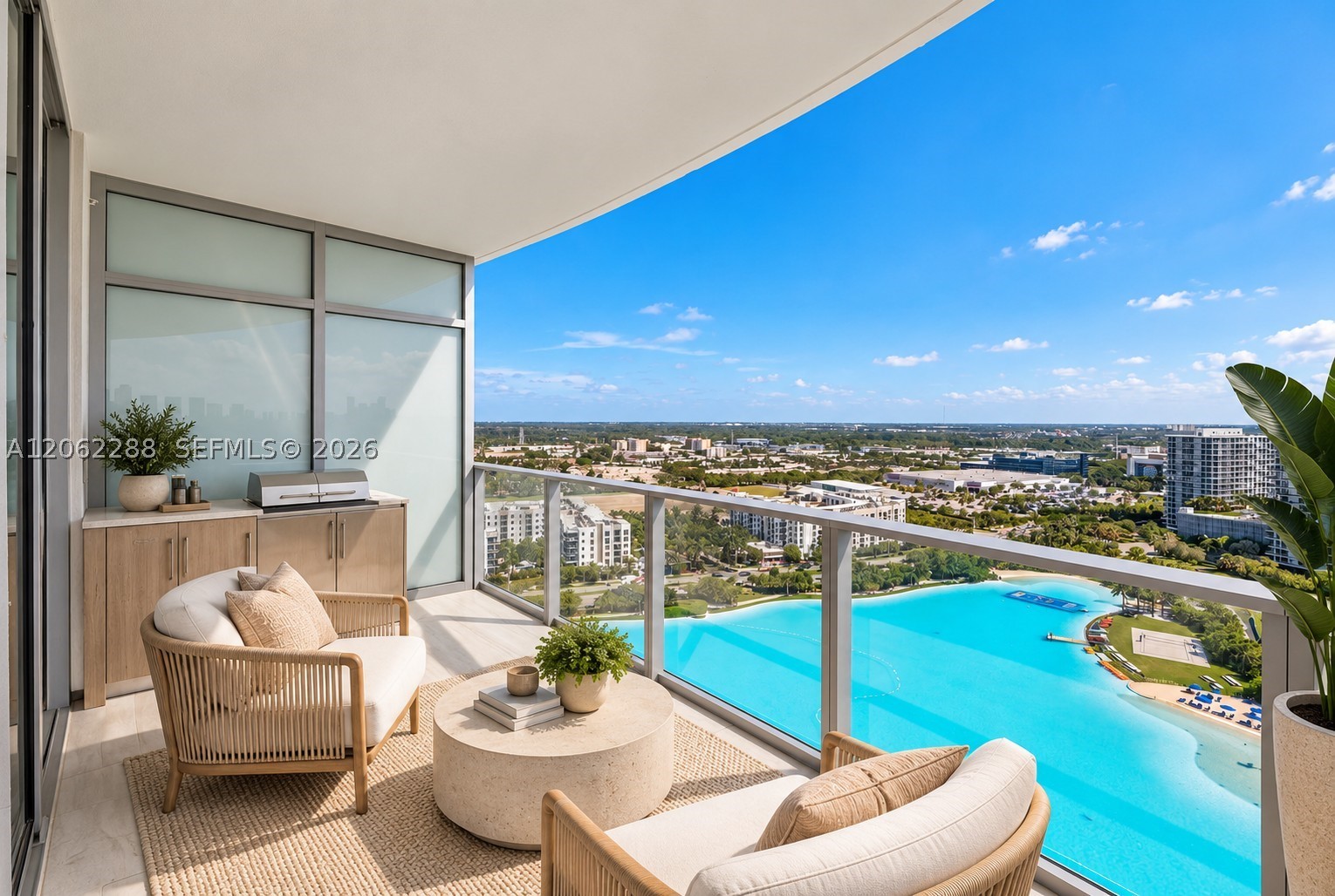 2411 Laguna Circle #2011, North Miami FL 33181