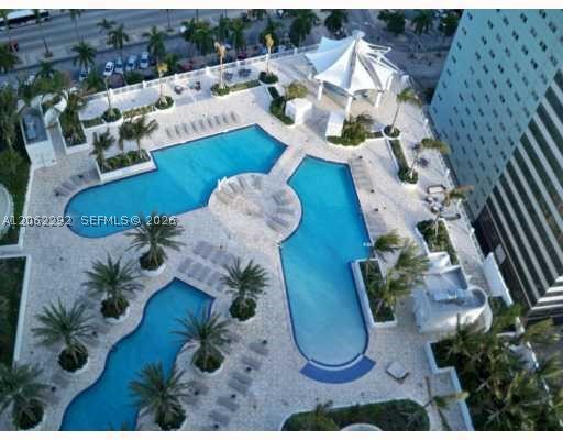 244 Biscayne Blvd #303, Miami FL 33132