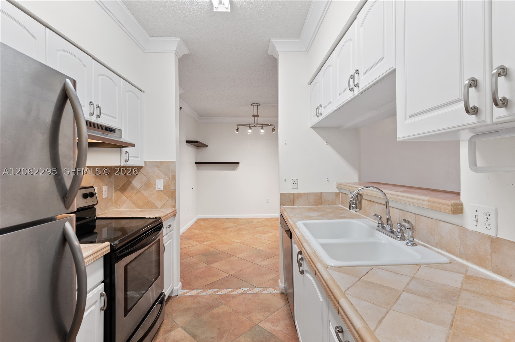 19701 E Country Club Dr #5105, Aventura FL 33180