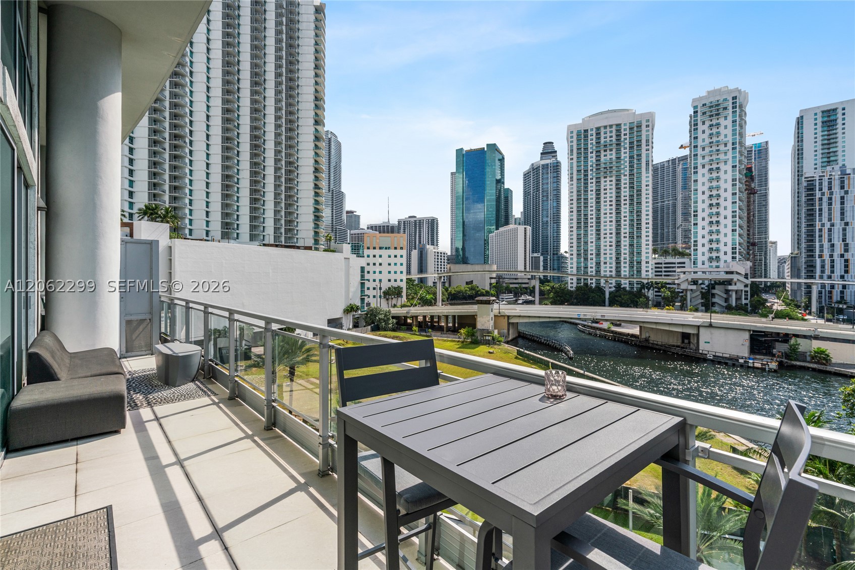 92 SW 3rd St #708, Miami FL 33130