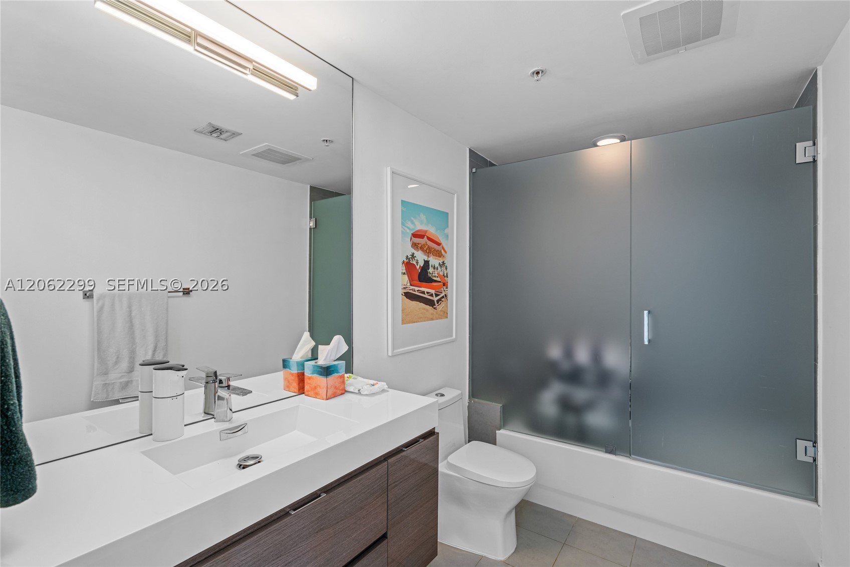92 SW 3rd St #708, Miami FL 33130