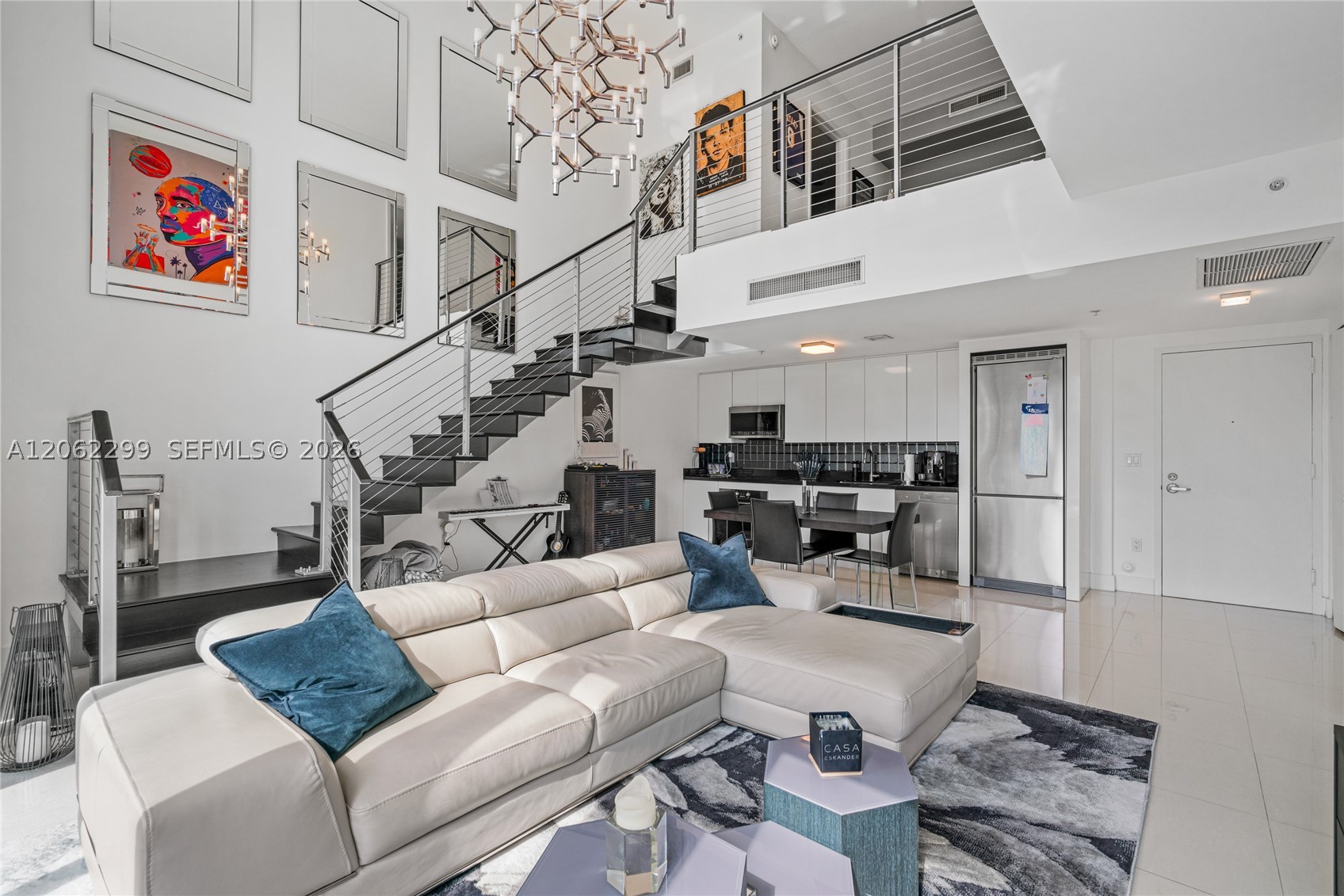 92 SW 3rd St #708, Miami FL 33130