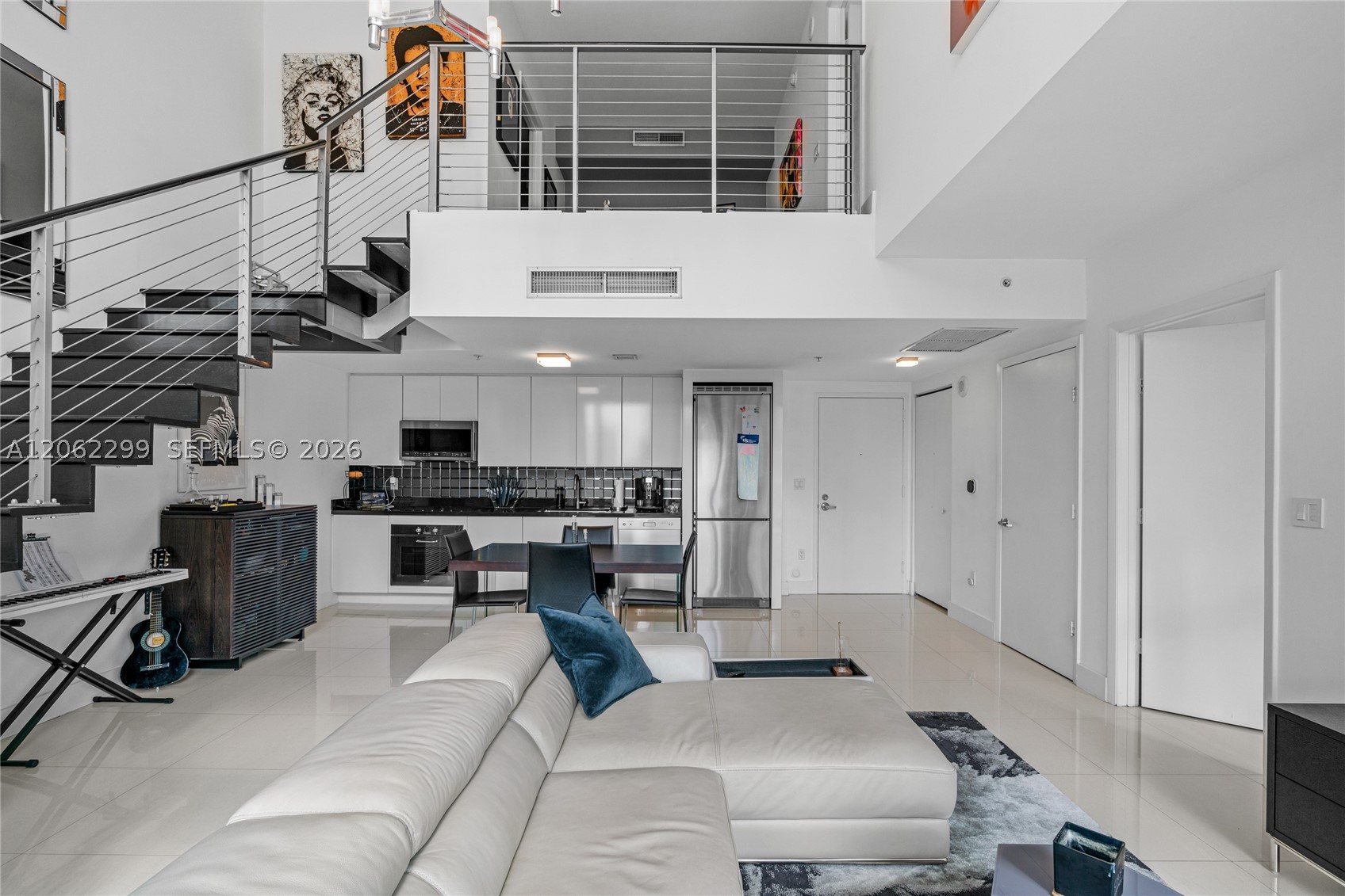 92 SW 3rd St #708, Miami FL 33130