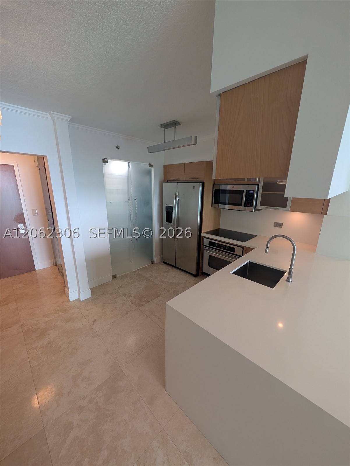 31 SE 5 #3002, Miami FL 33131