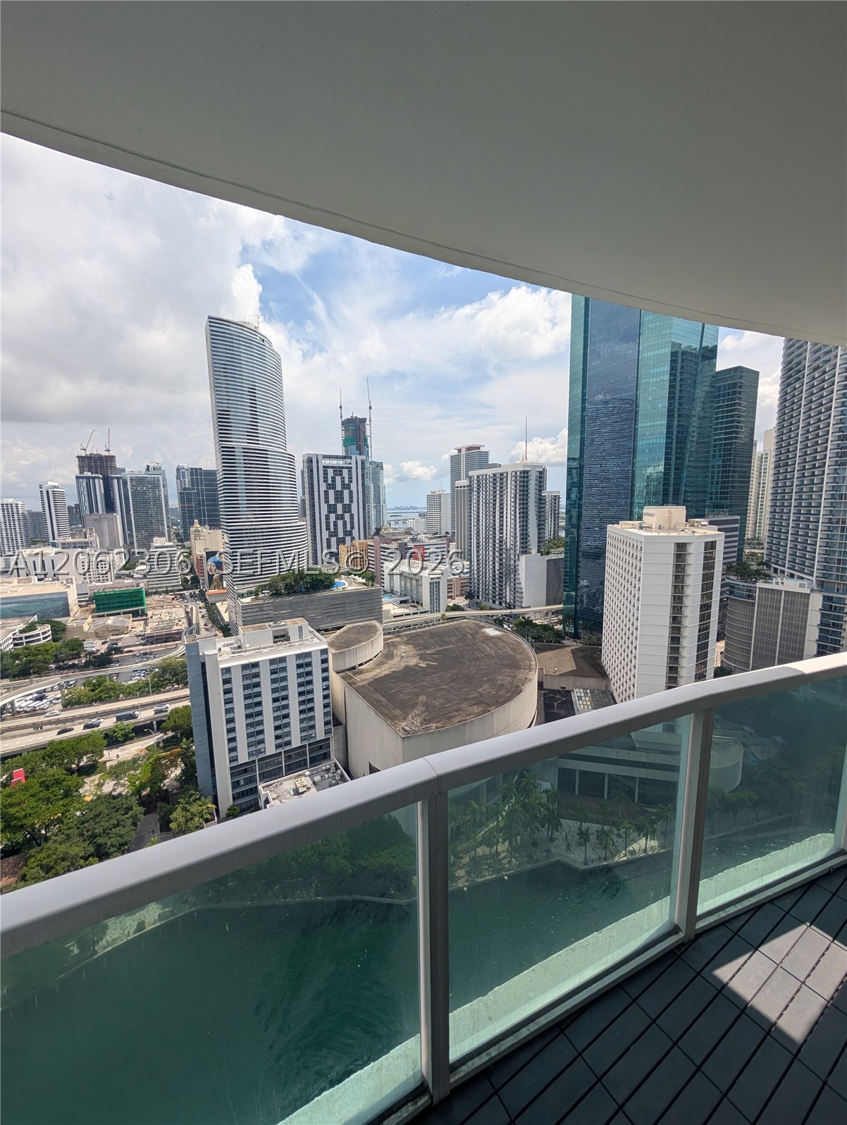 31 SE 5 #3002, Miami FL 33131