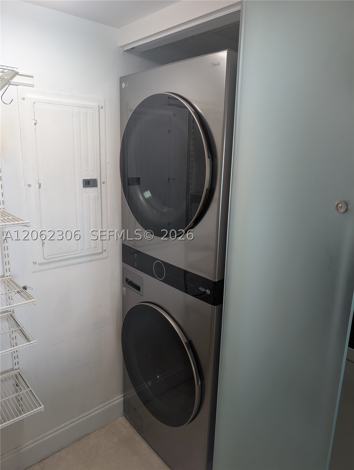 31 SE 5 #3002, Miami FL 33131